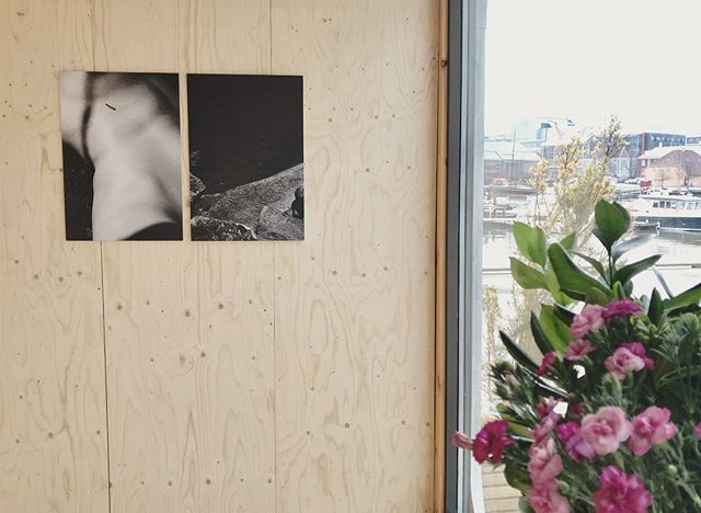 We will be hanging out with @massimo_leardini tonight! Vernissage Over Here and Back There at 19:00!✨ Come join us! //#massimoleardini #exhibition #vernissage #overhereandbackthere #scandinavian #catarsi #inbtween #photogallery #photograpy
