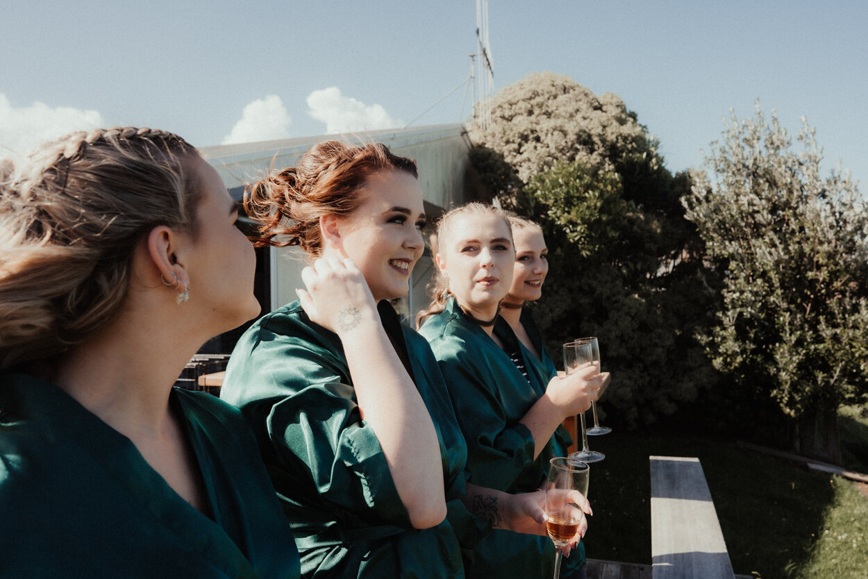 Bride prep, Auckland wedding photography