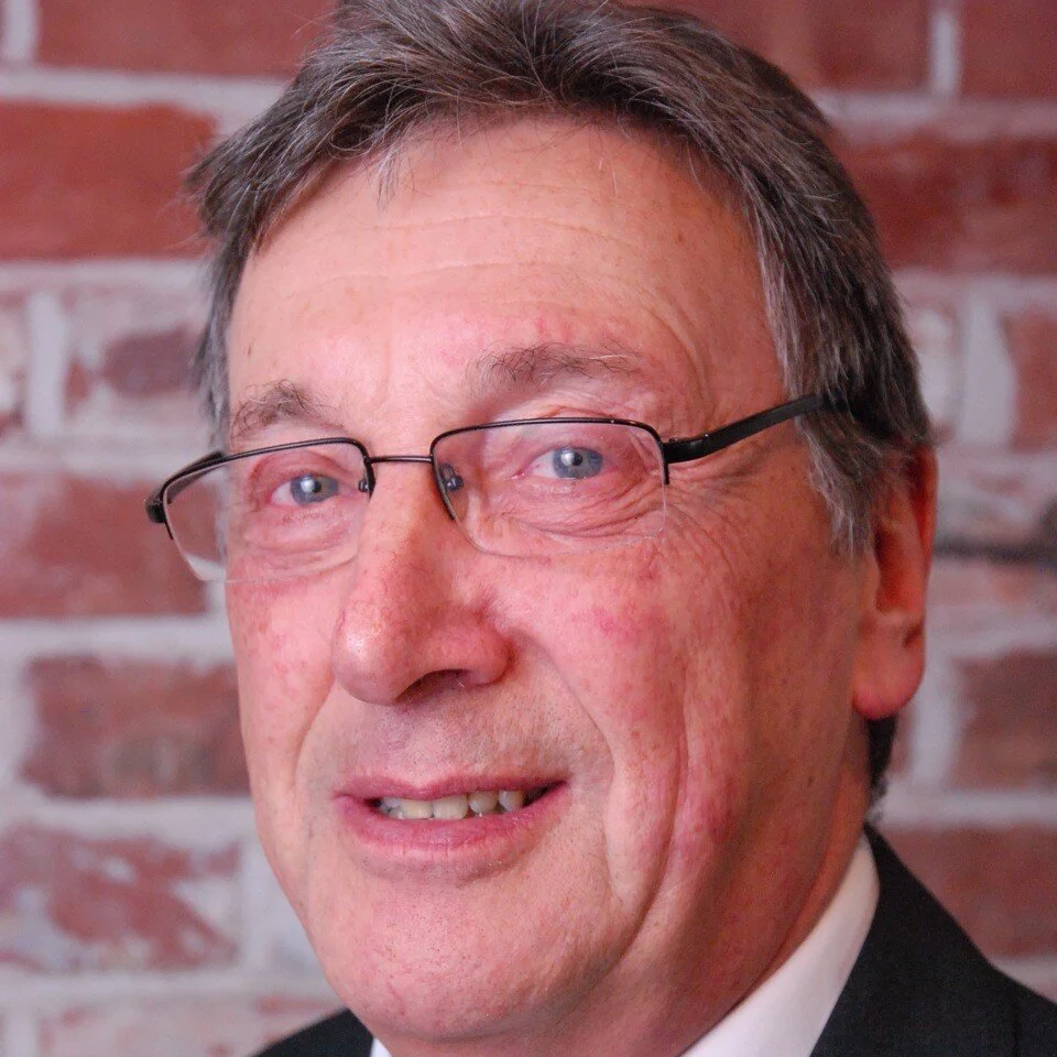 Howard Brown Headshot.jpg