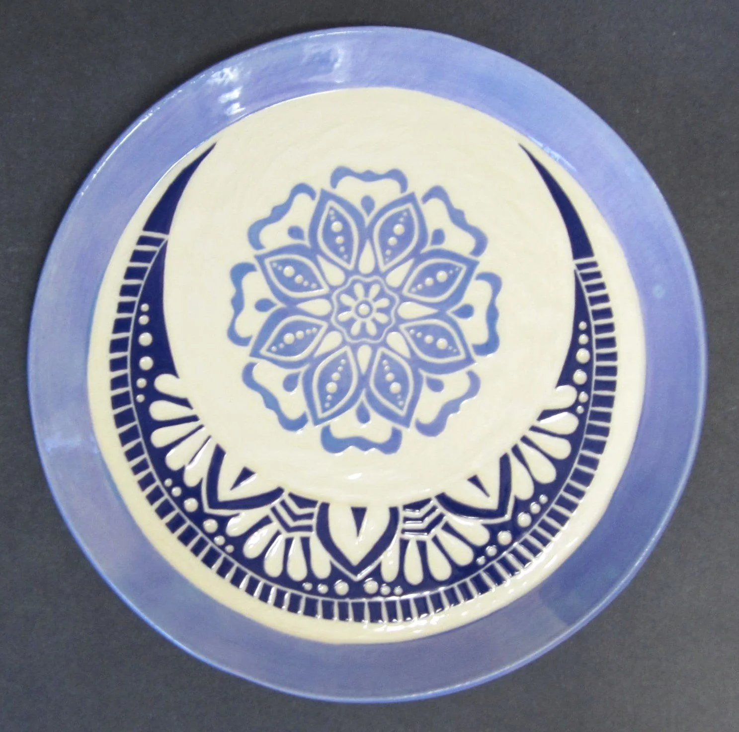 Eclipse plate