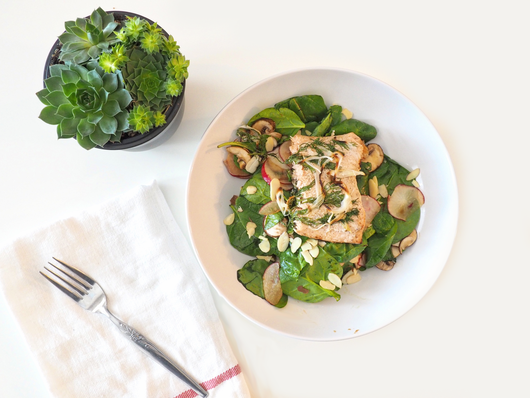 baked-salmon-salad-letsregale.png
