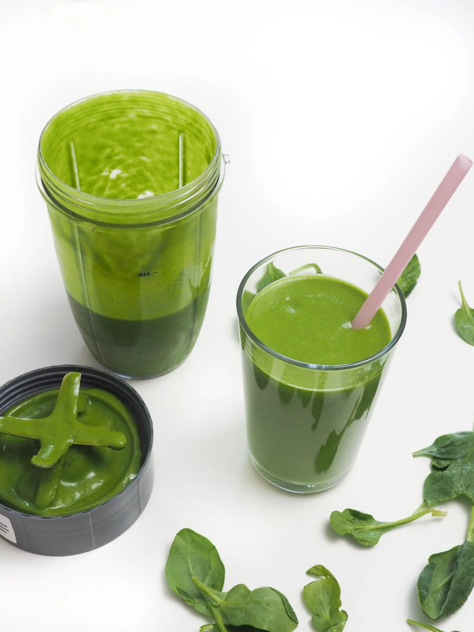 Green Lean Power Smoothie letsregale.com0