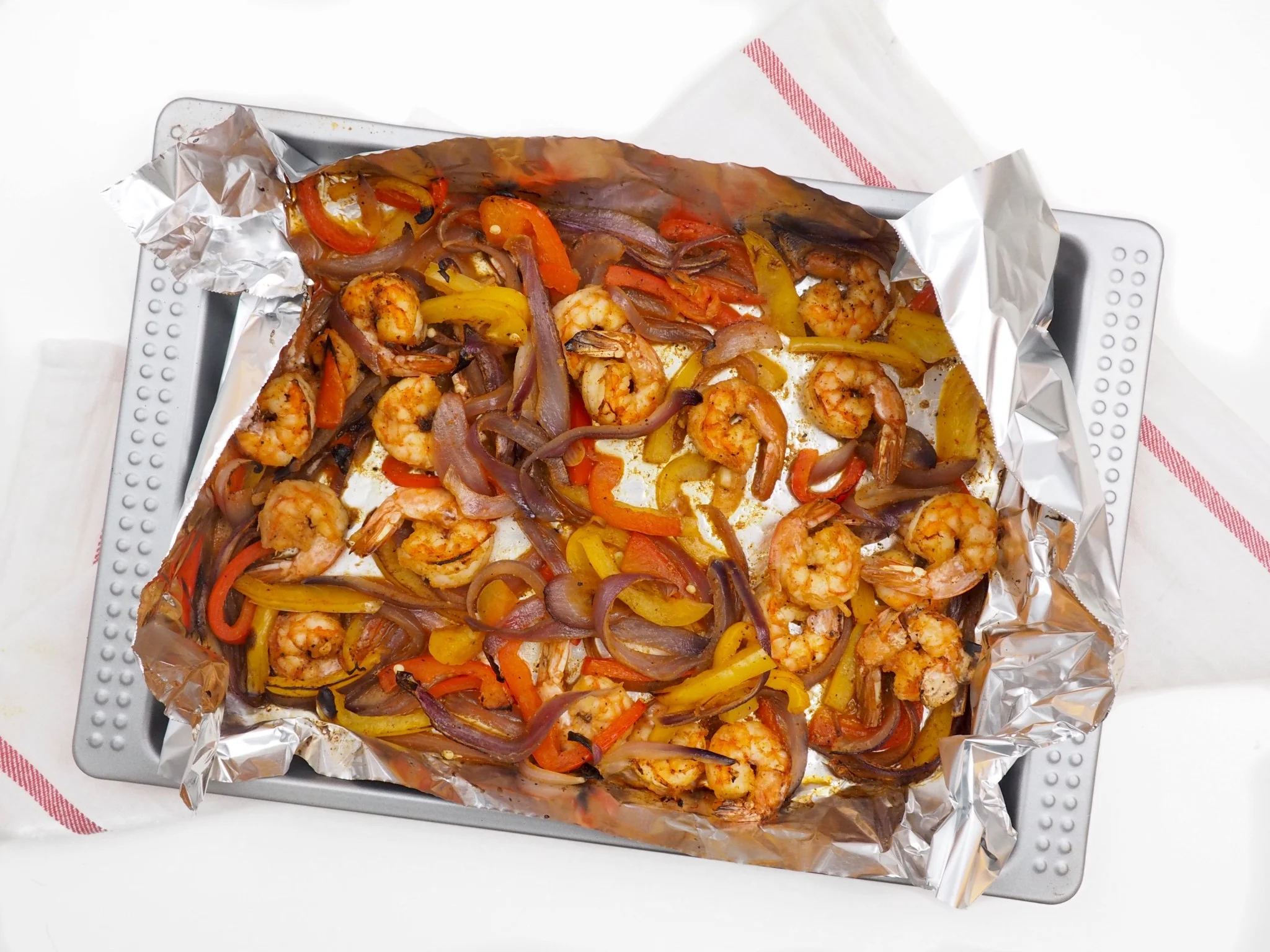 naked-shrimp-fajitas_letsregale-com_1.jpg
