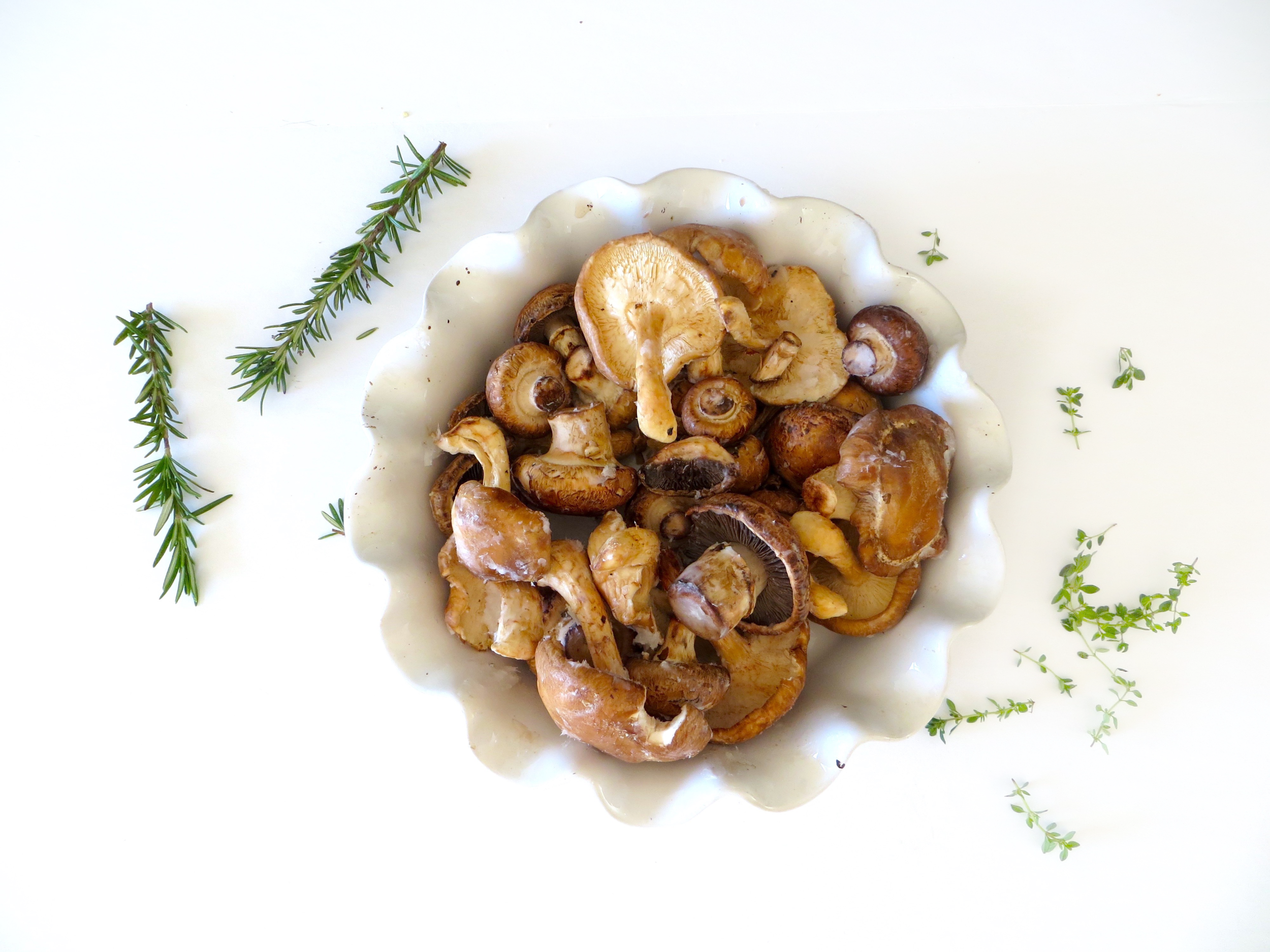 Oven-Roasted-Mushrooms-with-Lemon-Thyme_6.png