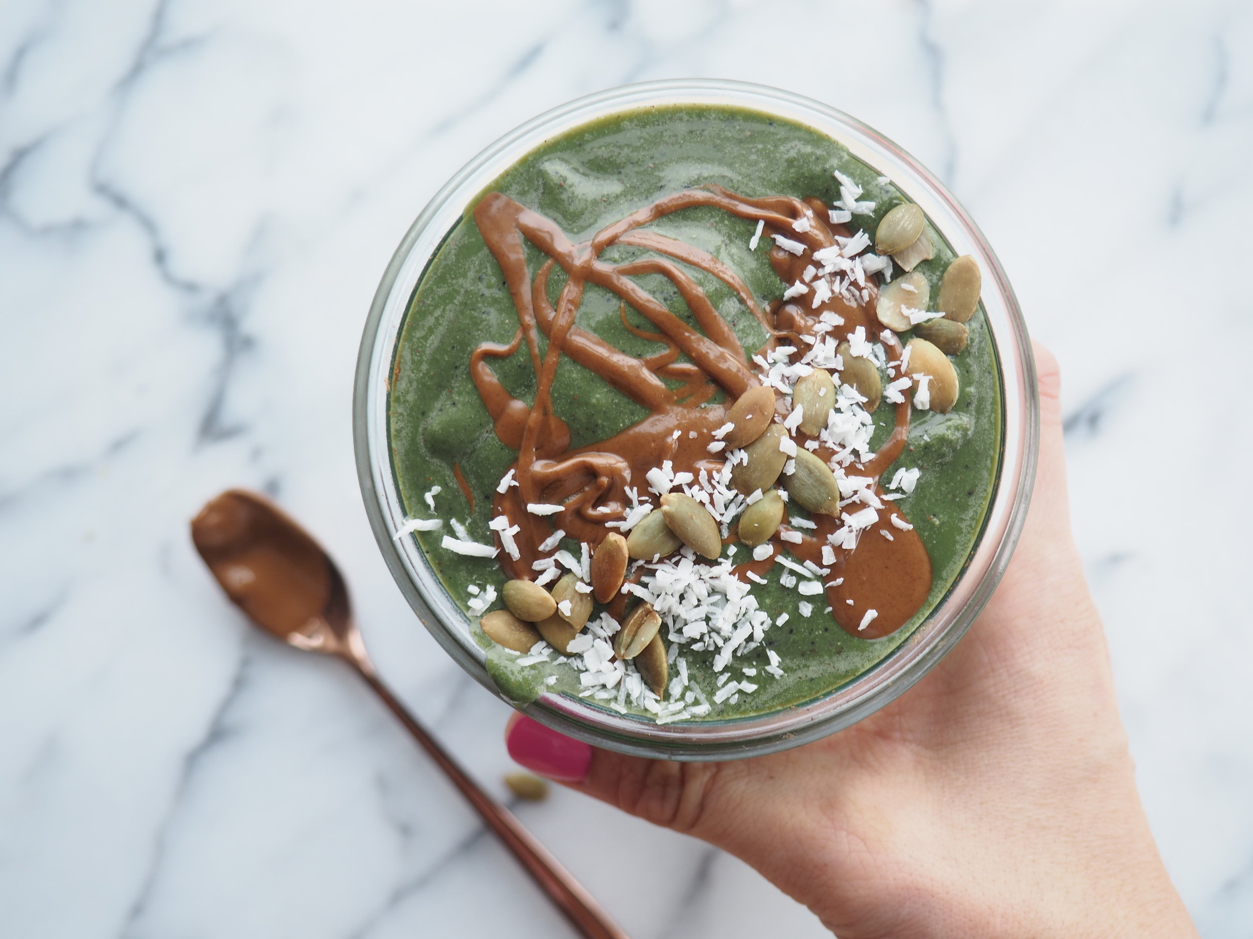 Here's How to Build the Perfect Smoothie Bowl