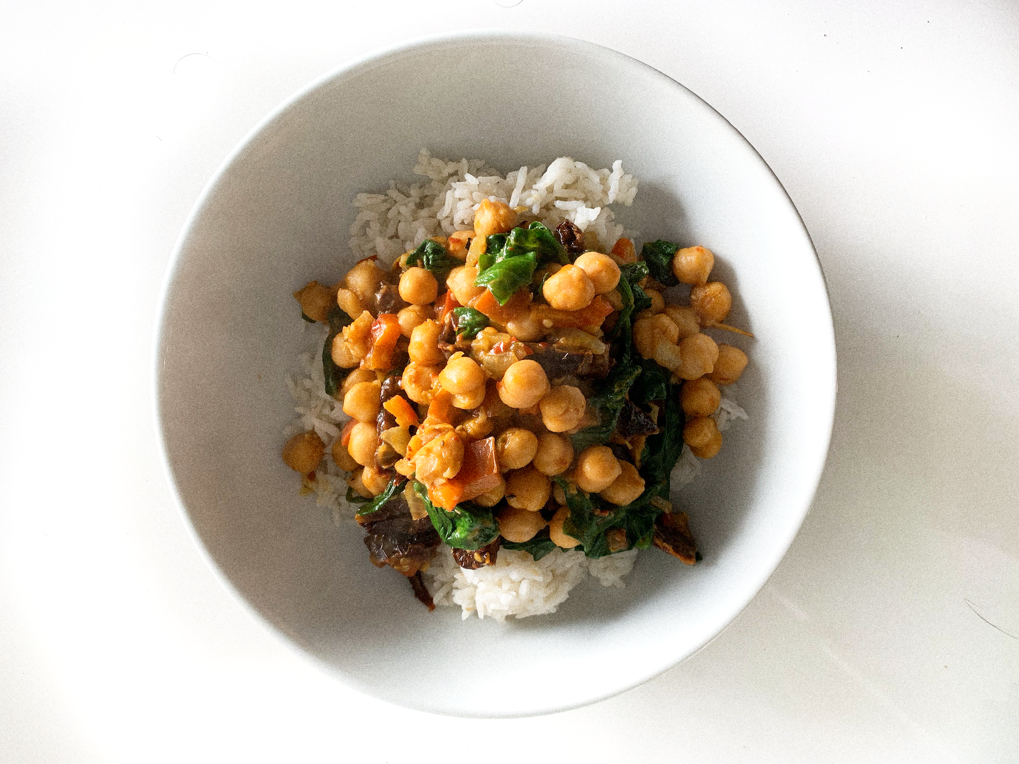10 Unbelievably Easy Fall Recipes You Need to Try This Week - Curried Garbanzo with Spinach.png