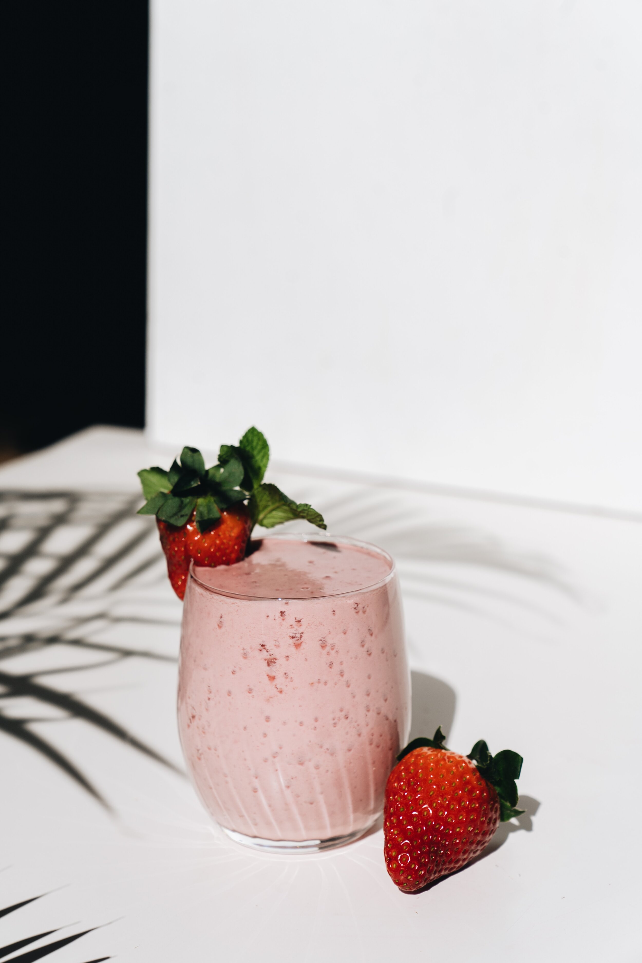 Strawberry-smoothie-3.jpeg