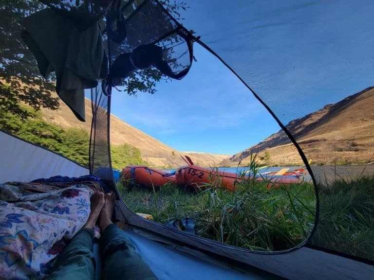Camping-on-a-wilderness-Deschutes-River-Rafting-Trip-768x576.jpg