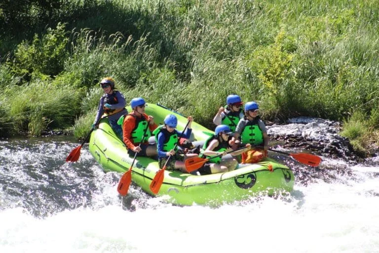 Deschutes-River-Full-Day-Rafting-Trips-with-Tributary-Whitewater-in-Oregon-768x512.jpg