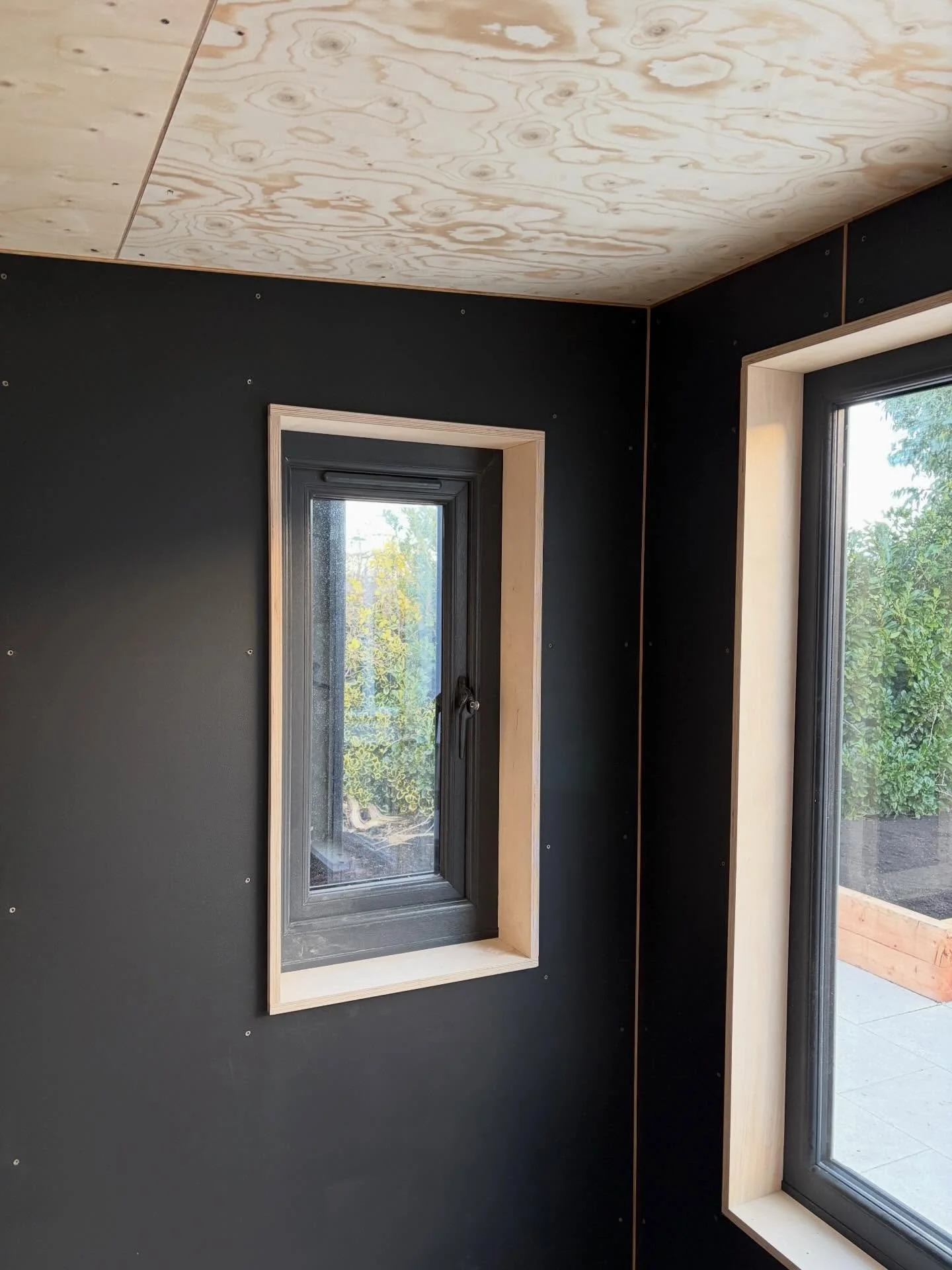 Interior Spruce and Birch ply details coming together, around some lovely dark painted panels.  @elmscarpentry with more first class work 👏