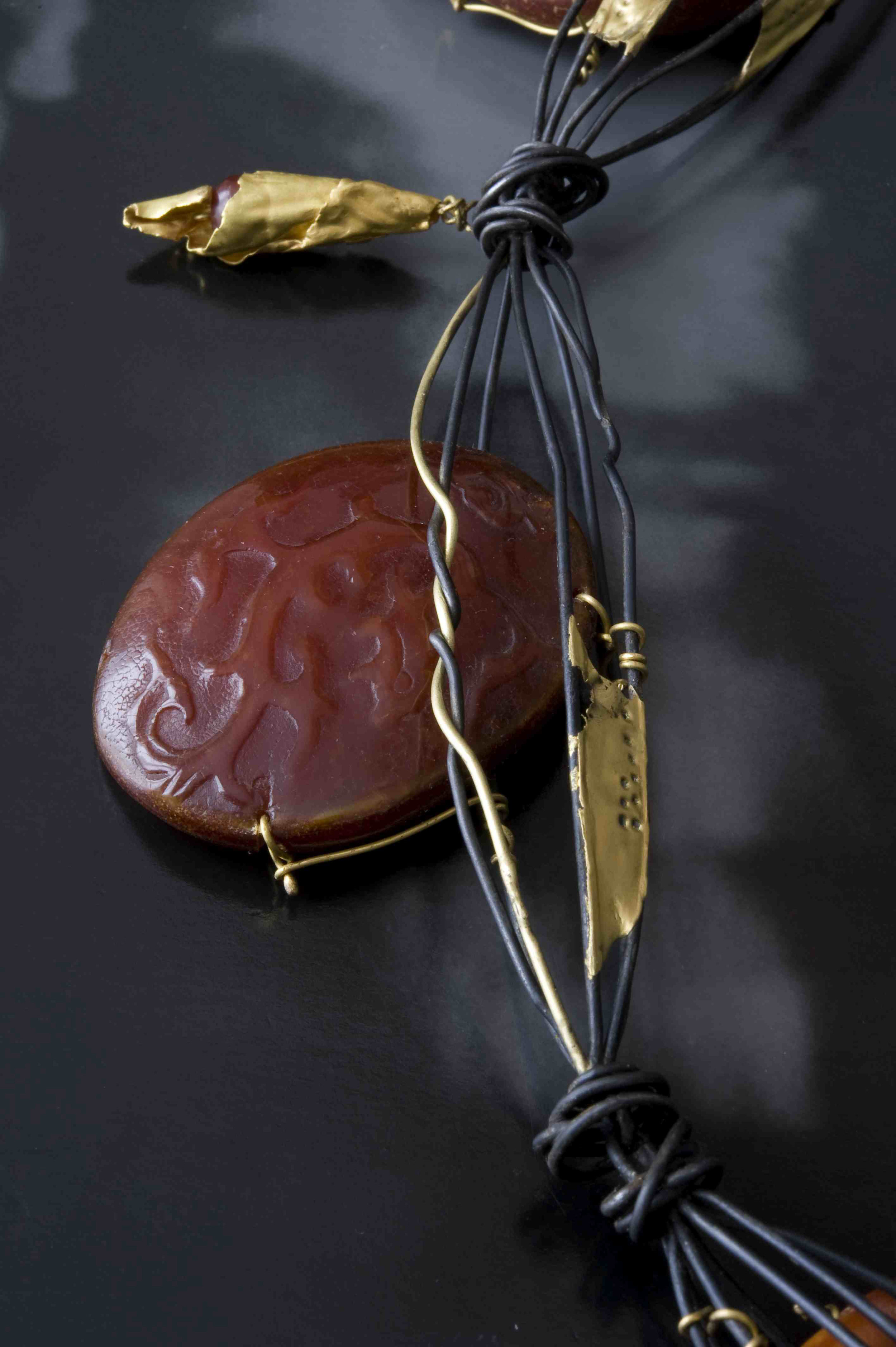 NECKLACE P.201 2013-05-14 MIMI PARIS 3X - 238-238-BD.jpg