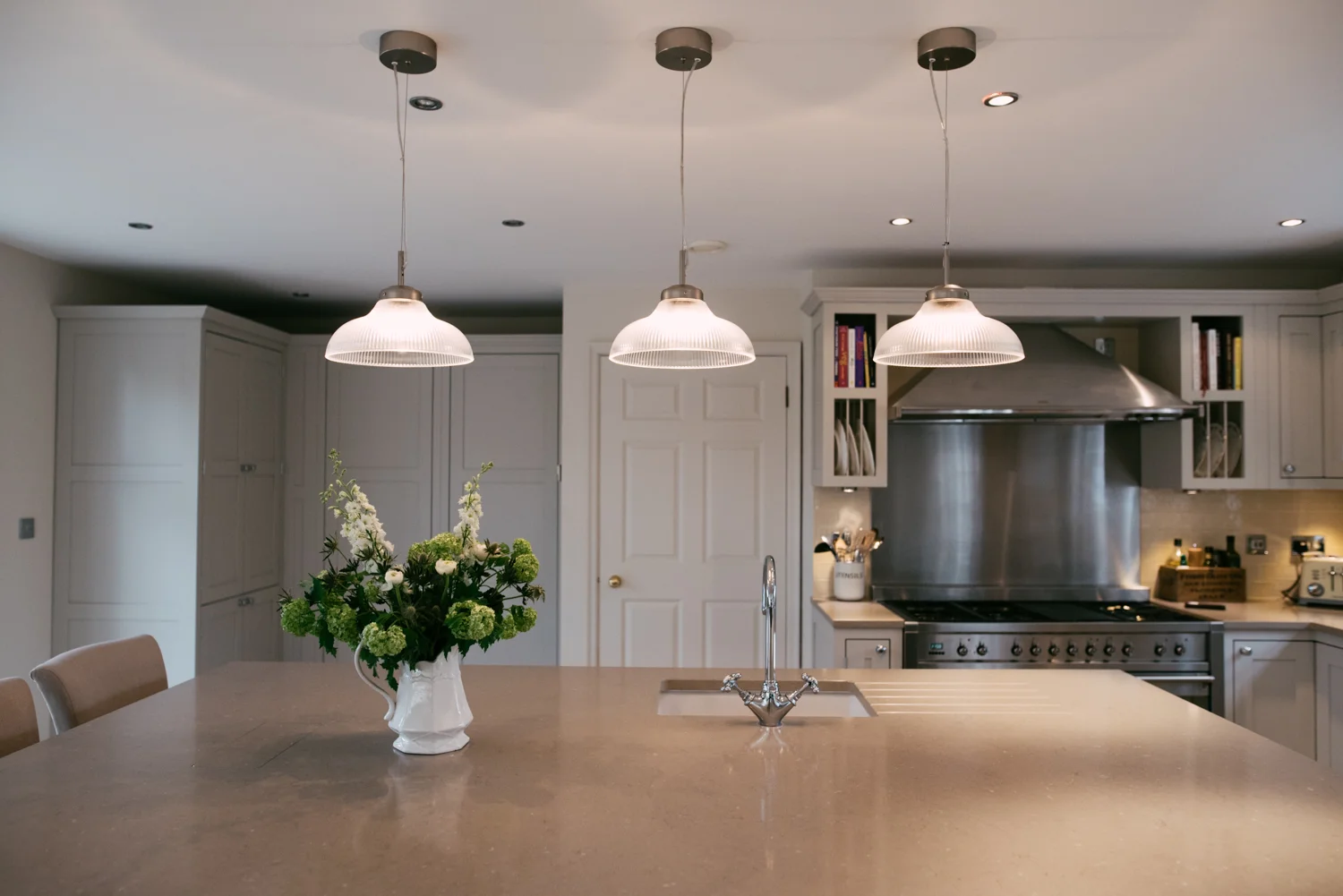 Traditional Kitchen/Diner/Lounge Stratford Upon Avon — Field & Co