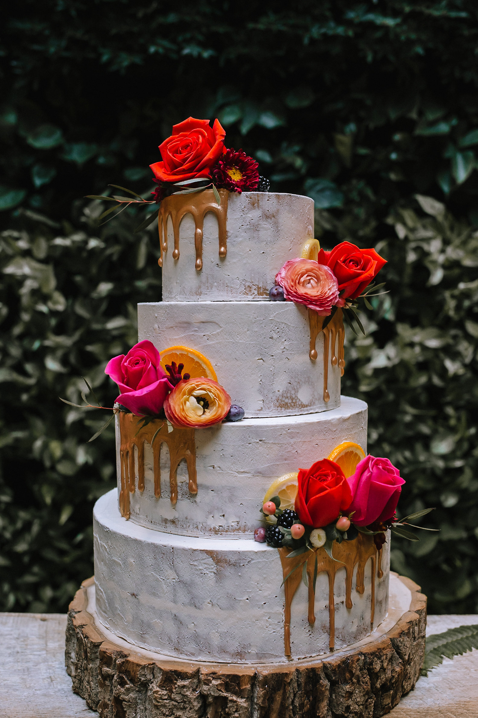 Wedding cake and dessert table inspiration at fall vintage boho styled shoot designed by exhale events. Get inspired by these gorgeous wedding details at exhale-events.com!