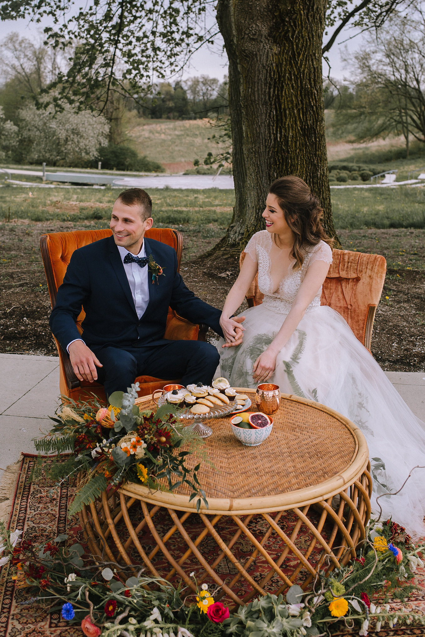 Vintage chic wedding reception decor inspiration at fall vintage boho styled shoot designed by exhale events. Get inspired by these gorgeous wedding details at exhale-events.com!