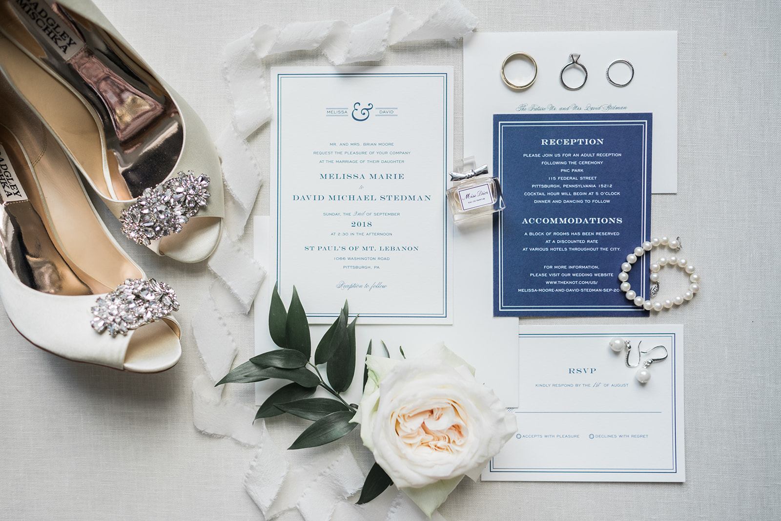 Wedding stationery and invitation details for Pittsburgh wedding at PNC Park planned by Exhale Events. Find more wedding inspiration at exhale-events.com!