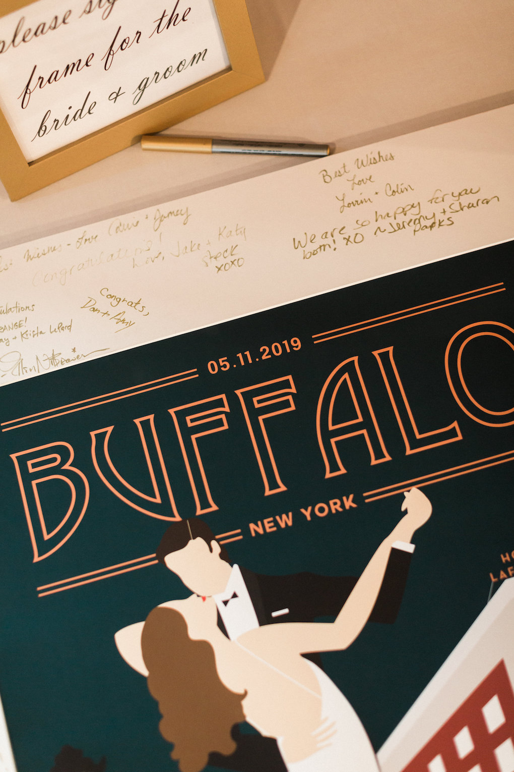 Wedding guestbook idea for chic wedding in Buffalo, NY planned by Exhale Events. Find more timeless wedding inspiration at exhale-events.com!