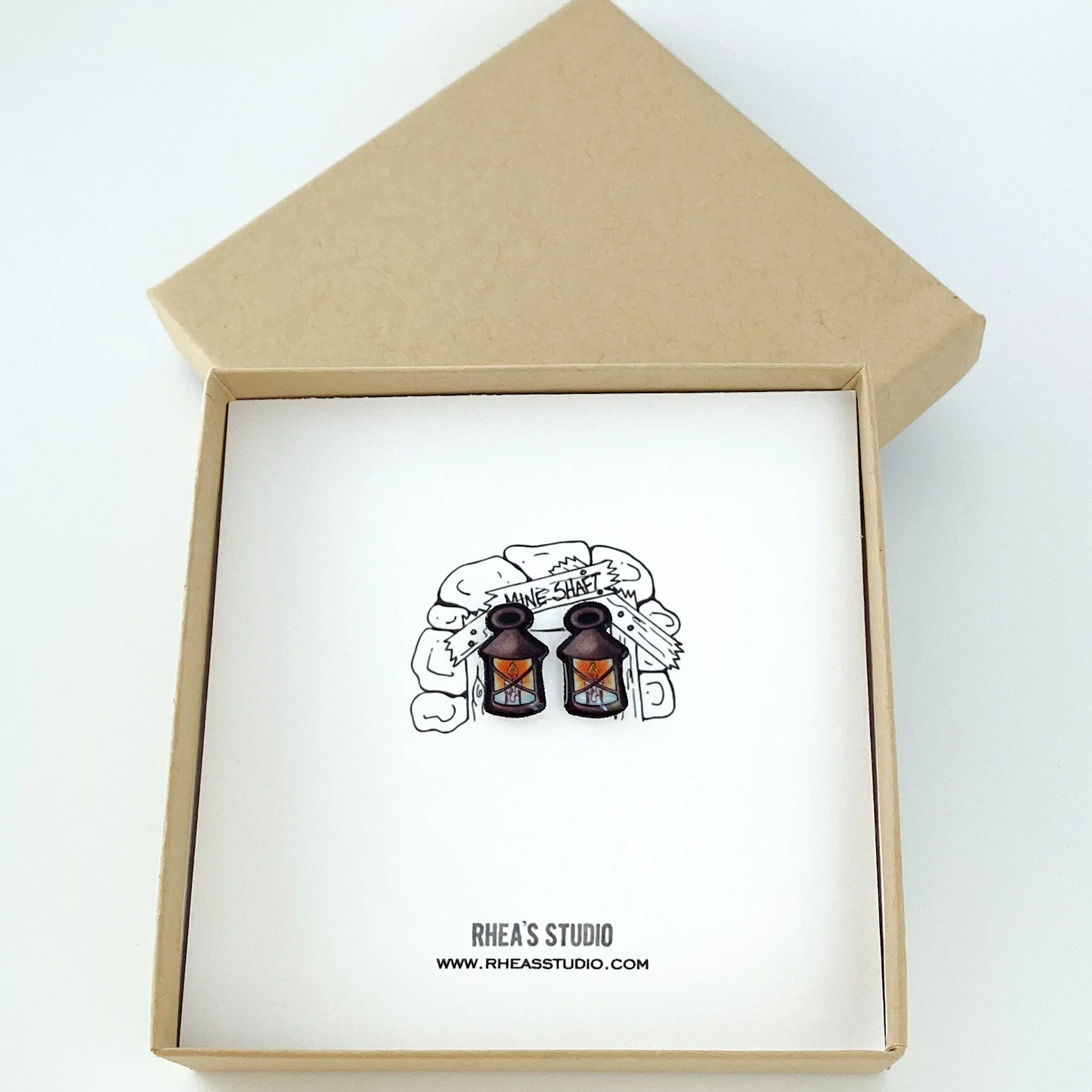 FB684C6B-CDB1-4059-8BF4-90E2F792A6DC