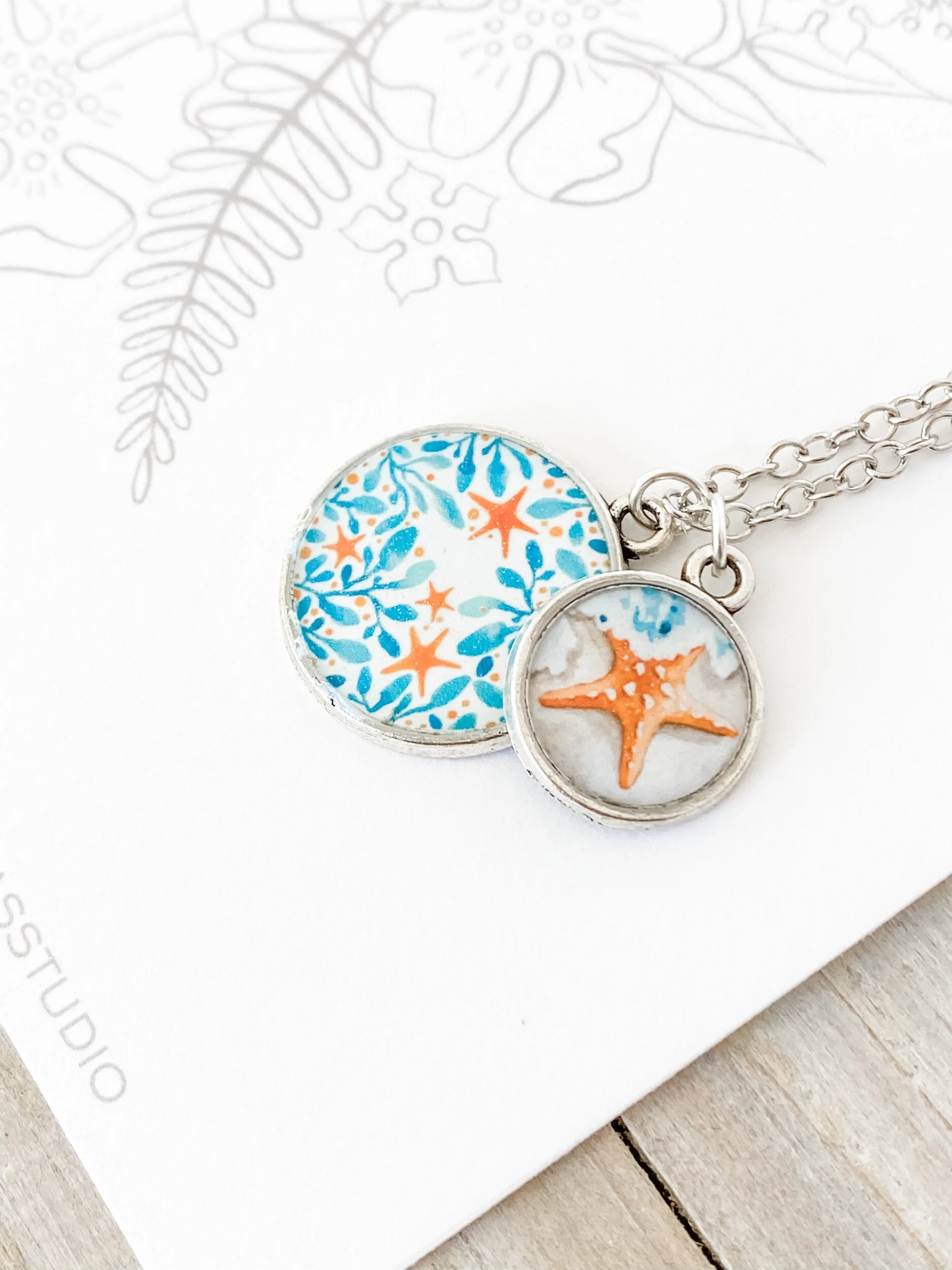 AD8CEA85-140D-4F74-9410-E84951256935