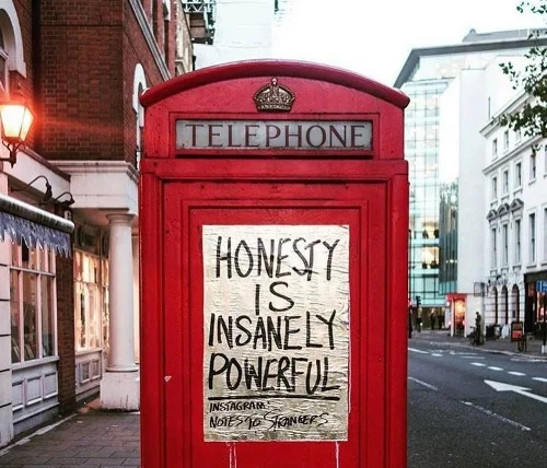 Leek leaves notes all over London. Now his random inspirational messages are spreading to other cities throughout the world.