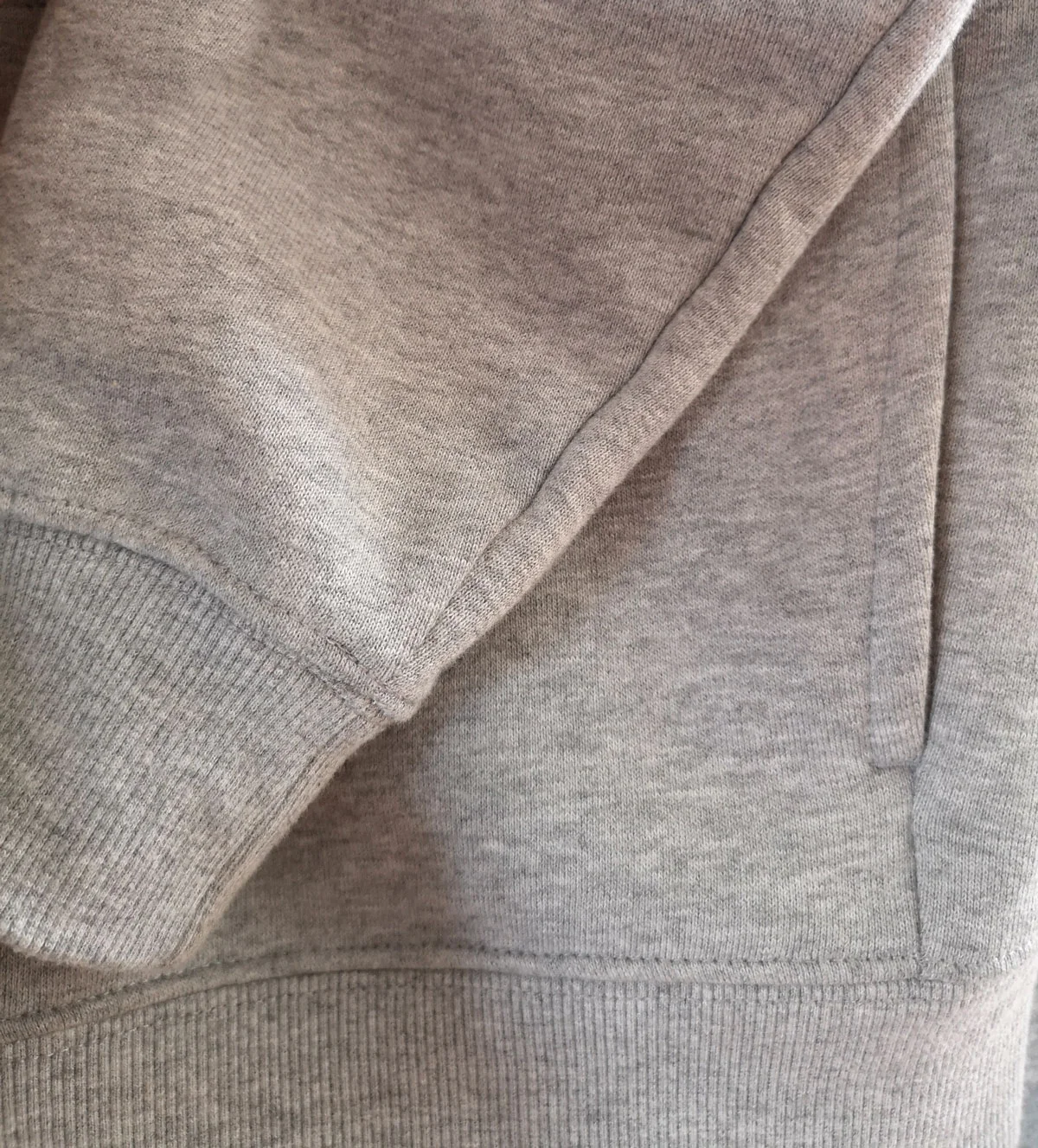 sweat grigri Musca Paris