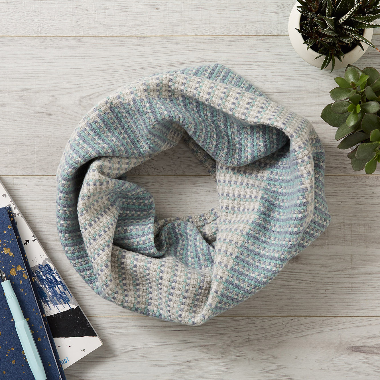 ByCecil_Sali_Snood_Square.jpg