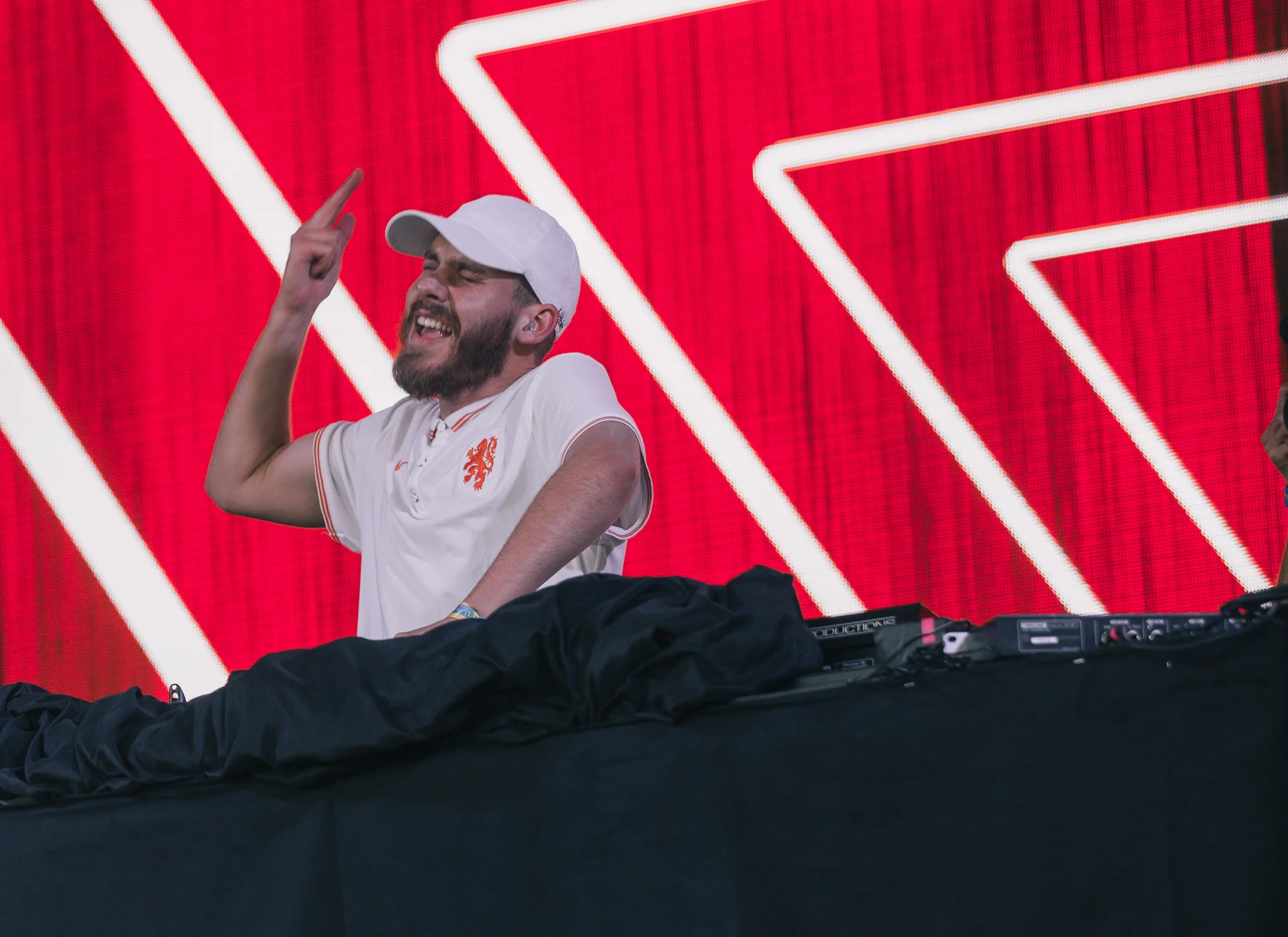 Laura Ord Photography | Austin, TX Concert Photography | San Holo at Hangout Music Fest in Gulf Shores, AL