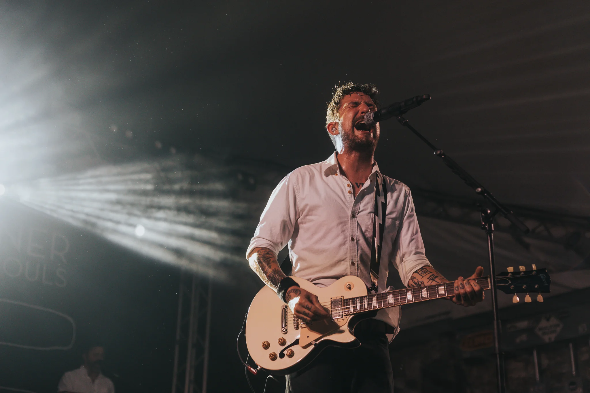 FRANK TURNER PERFORMING AT STUBB’S IN AUSTIN, TX ON JUNE 13, 2018.