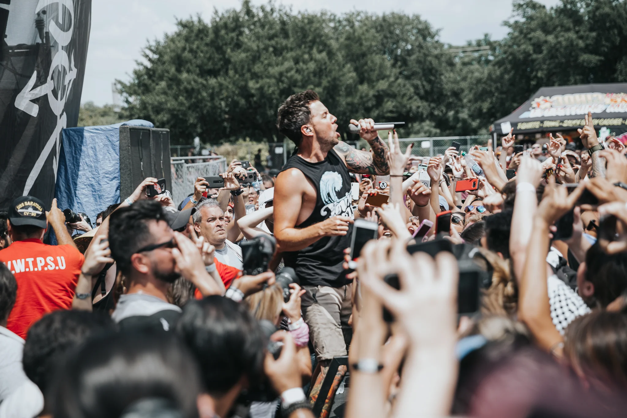 SIMPLE PLAN PERFORMING AT VAN’S WARPED TOUR IN SAN ANTONIO, TX ON JULY 07, 2018.