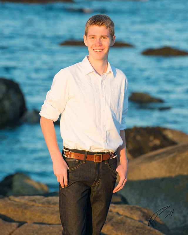 senior portrait on the beach 08.jpg