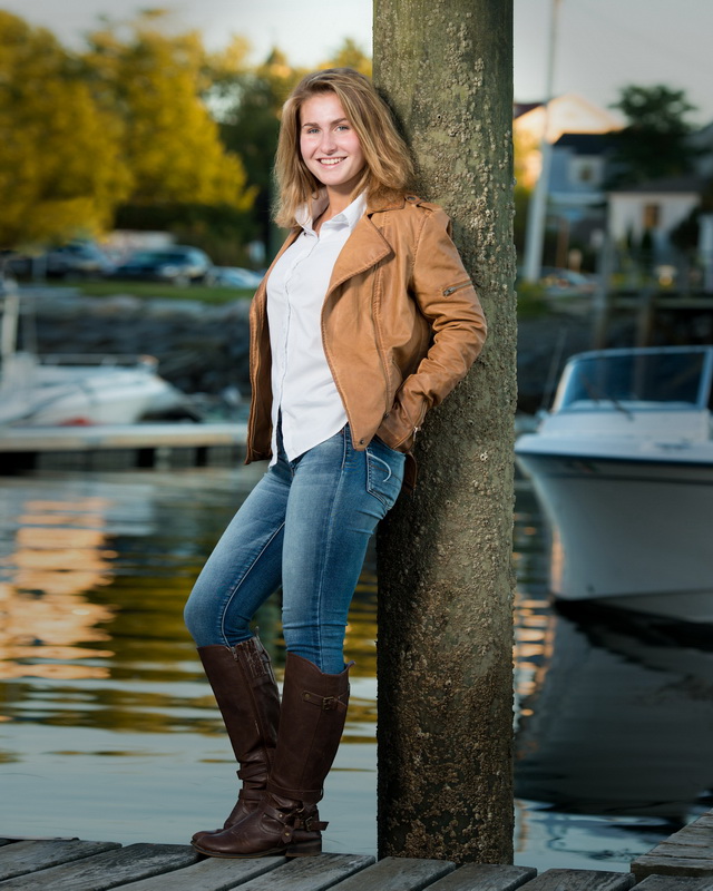 senior portrait on the beach 17.jpg