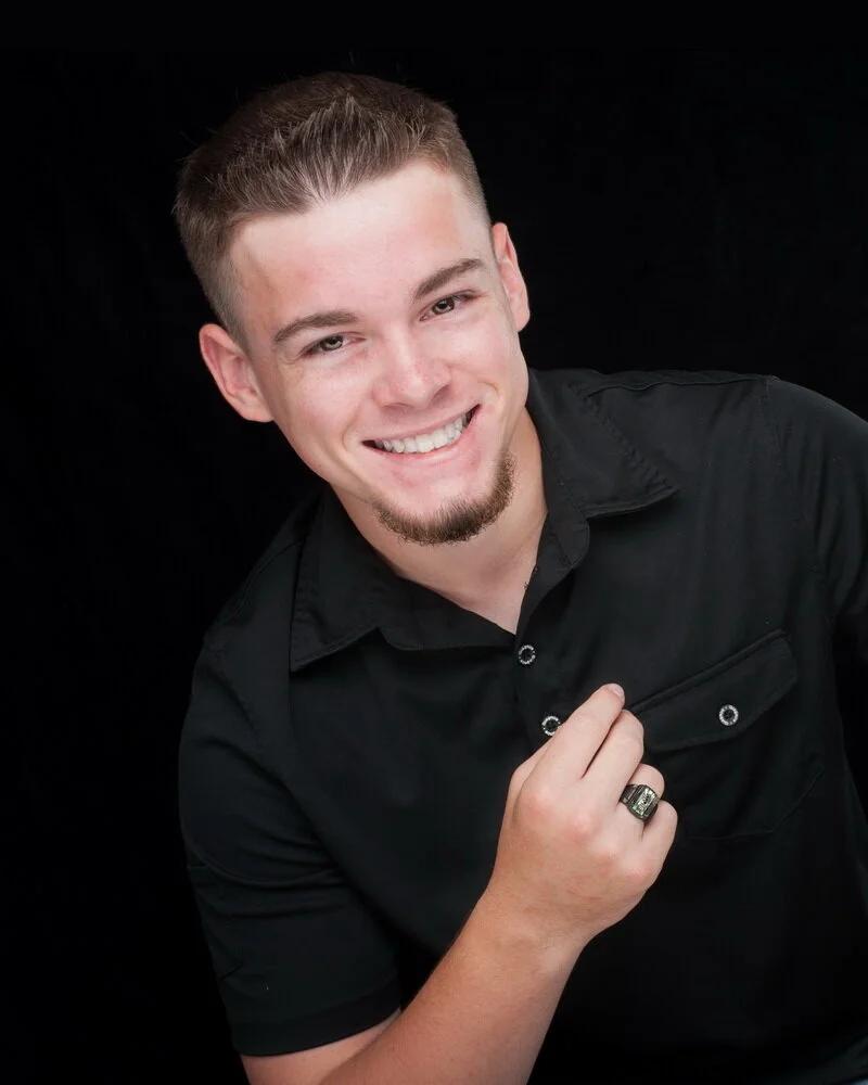 In the Studio with a High School Senior. Maine Senior Portraits by Robert Akers
