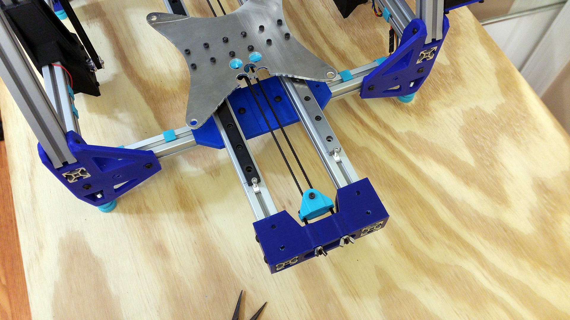 Tensioning Bracket up Front