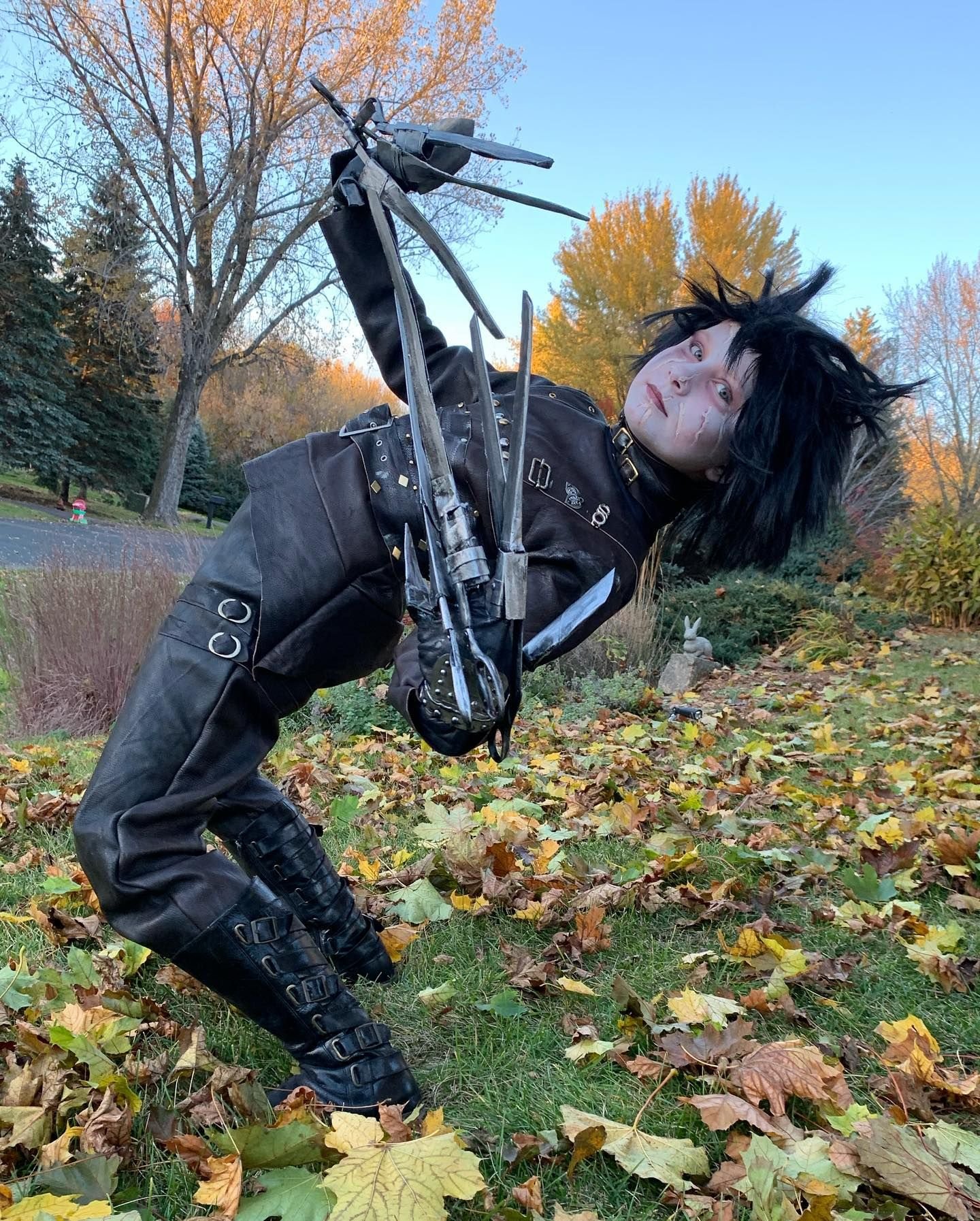 Edward Scissorhands meets the Matrix