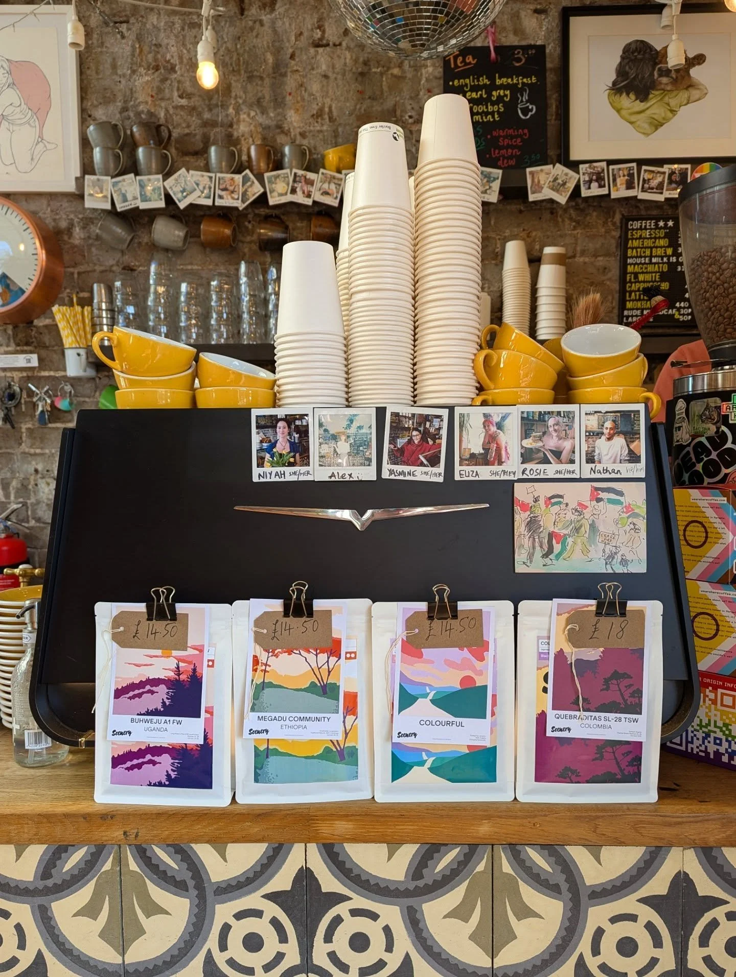 lots of exciting new treats in the cafe ! 

Coffee: @scenerycoffeeroasters @consciousspeciality @rascal.coffee 
Wine: @krasnahorawinery @basket_press_wines 
Chocolate: @theotherlyside @jeavonstoffee @ombarchocolate 
Tea: @katarinacacikova.studio 
Cer