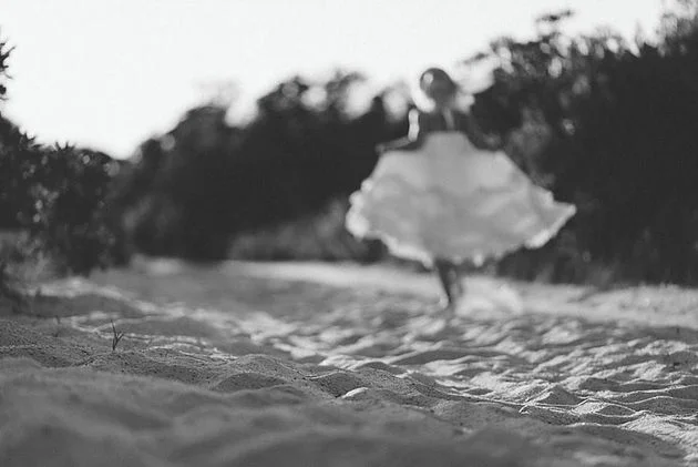 {Blurred storylines: Missed it but can't let it go}