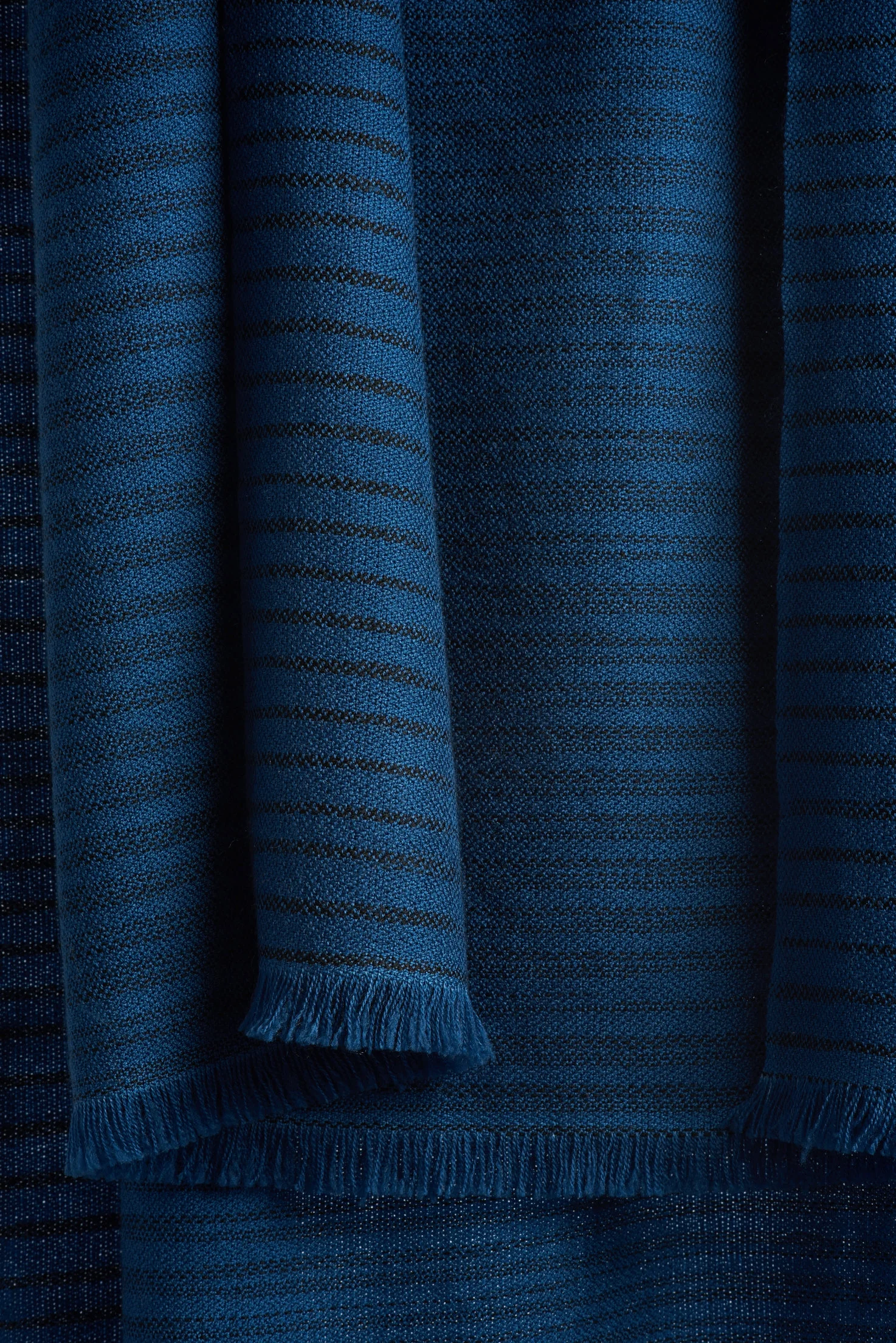sushma-blue-melt-scarves-the-garnered-.69.jpg