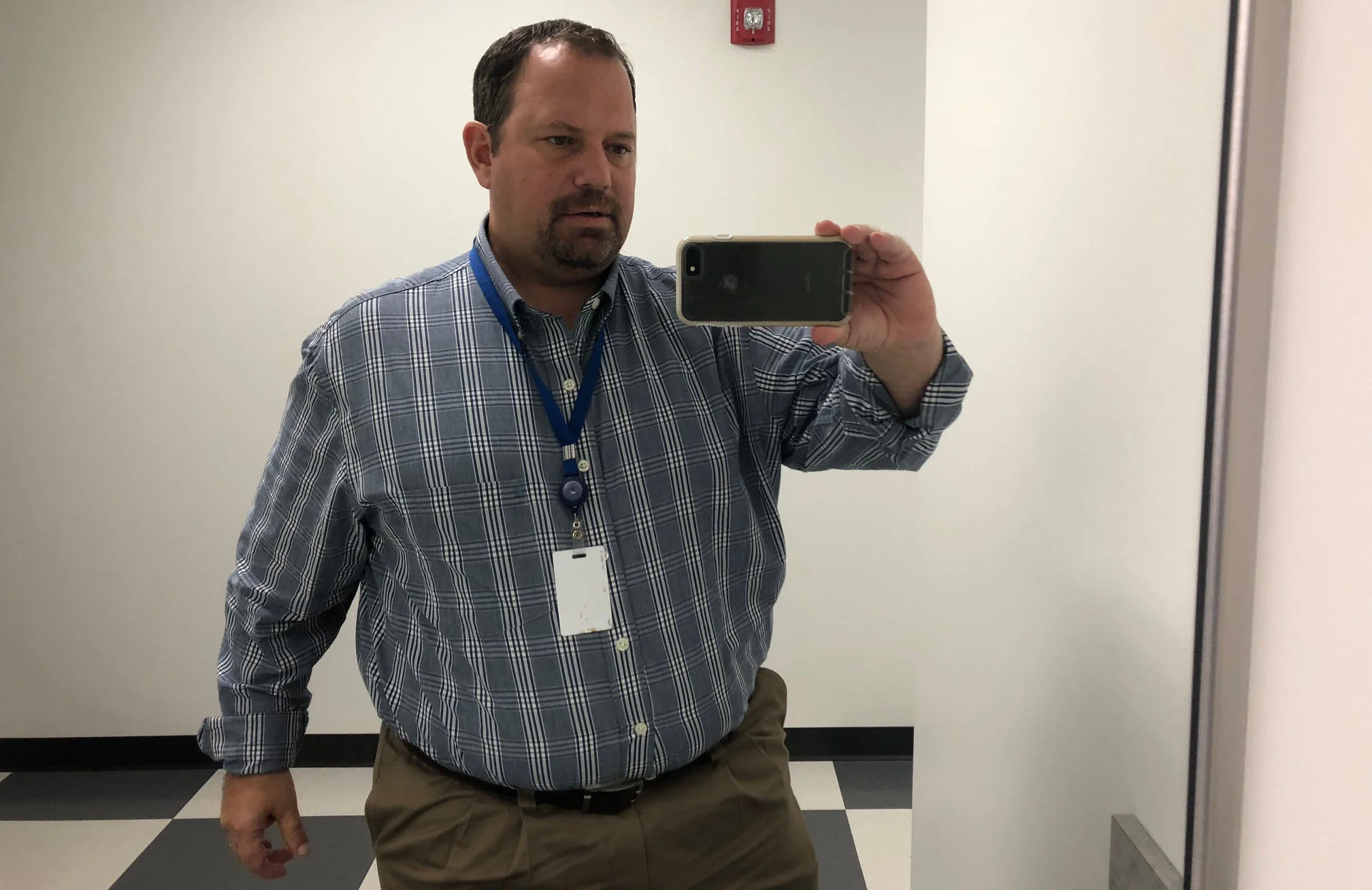 This is me, Scratch, at 46-years-old on October 1, 2018. I tipped the scales at 307 pounds today. I just bought these pants too, which are size 46 waist and 30 length. My goal? Hmm. Say 47-years-old next year (let’s all pray for that), 227 pounds, 36 (okay, I’ll take a 38) waist. Let’s make it happen Football Fan’s Diet.