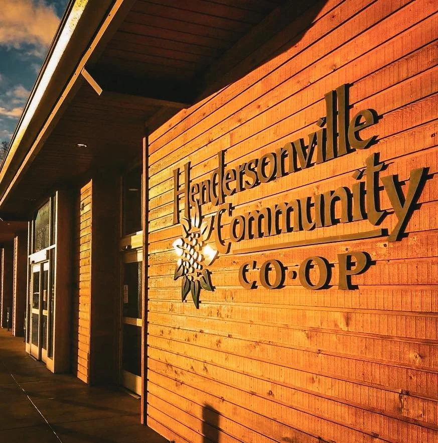 A friendly reminder that you don't have to miss out on your favorite artisan breads. In partnership with the Hendersonville Community Co-op, we'll be delivering a variety of our quality breads on Wednesday afternoons around 2:00PM.

This week's bread