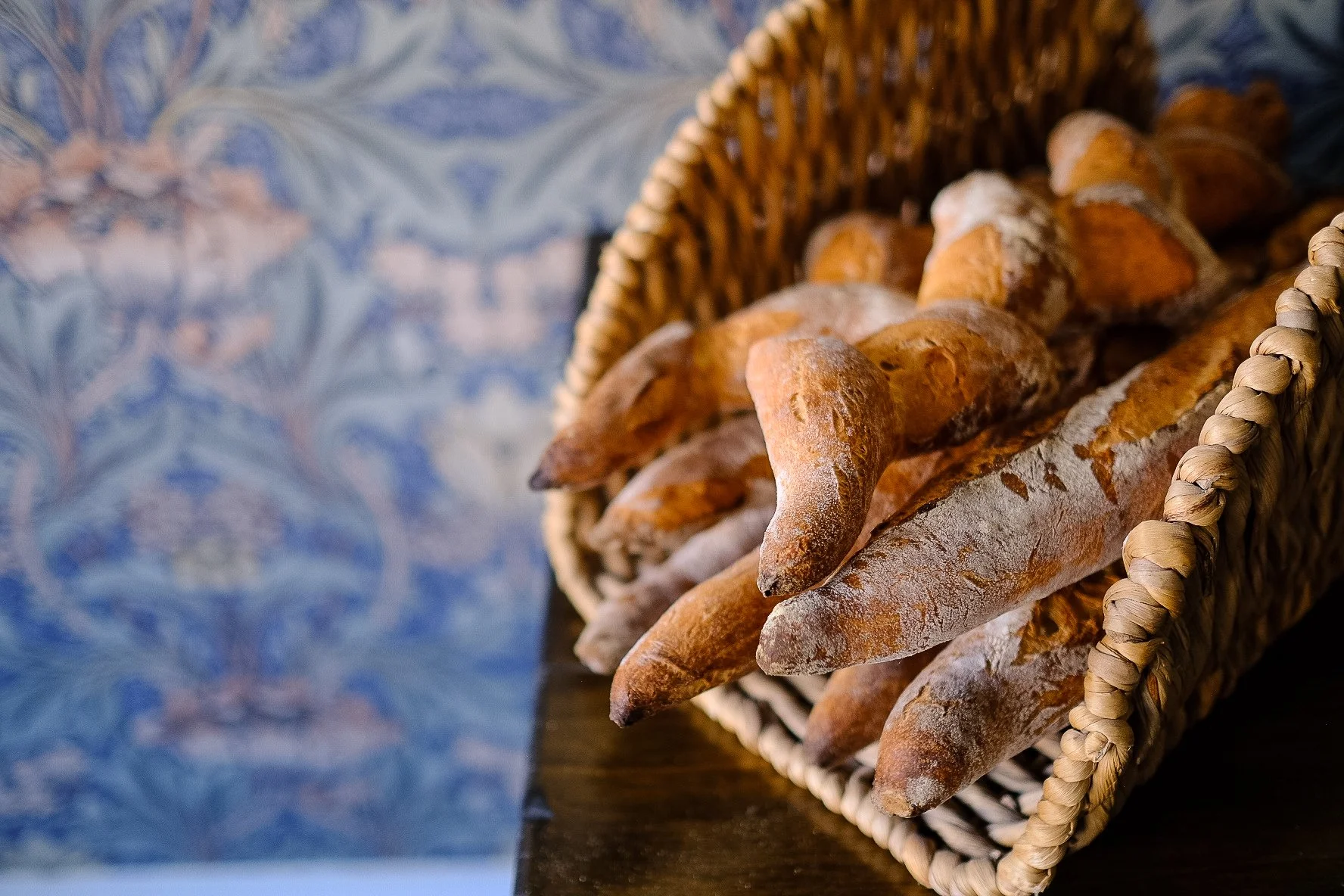 The forecast is calling for chills… and we’ve got just the cure.
Warm up with a hearty loaf from Underground Baking Co.—perfect for dunking, dipping, or devouring with your favorite soup.
Bread so good, it’s almost scary.