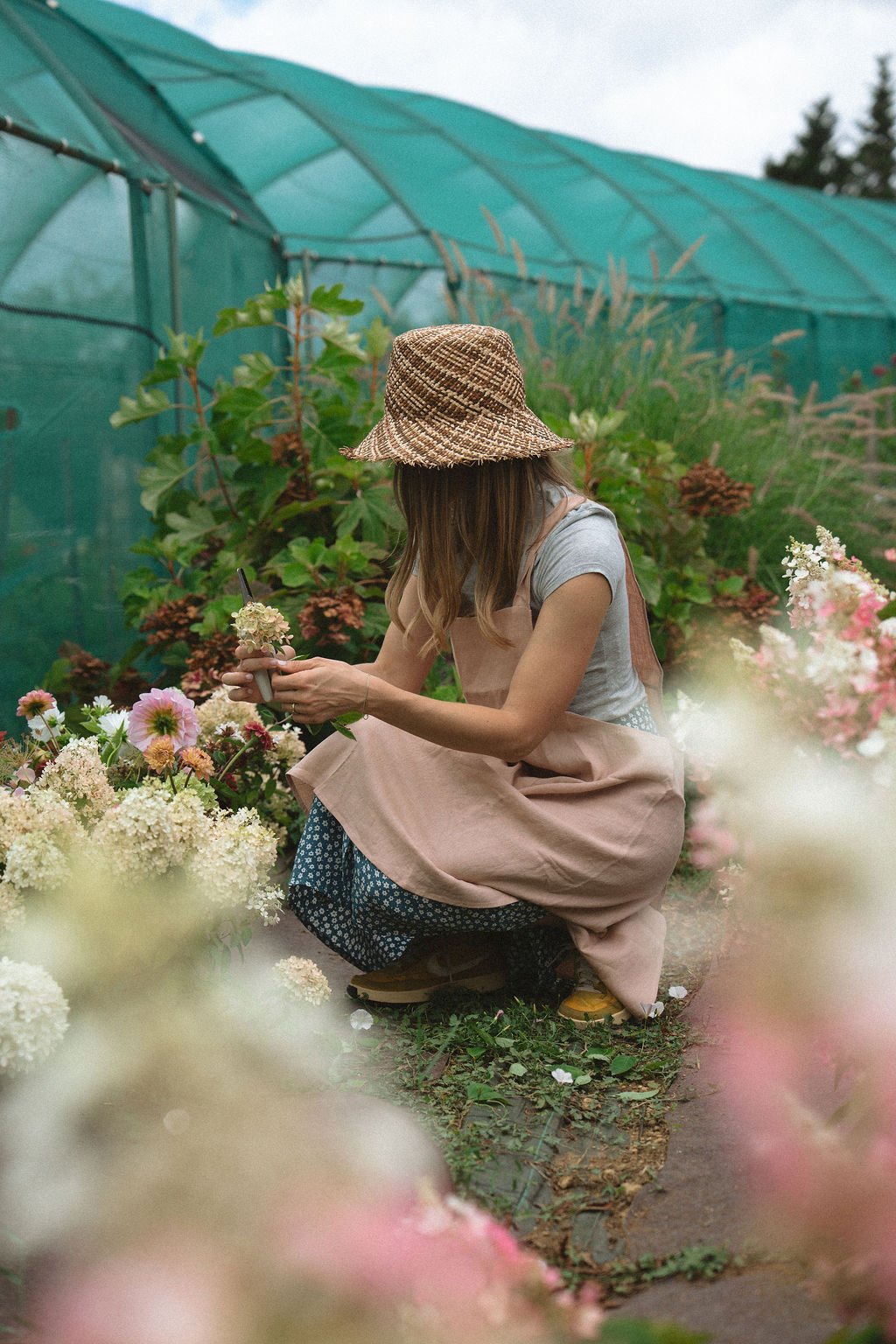 Indianapolis florist in flower field.jpg