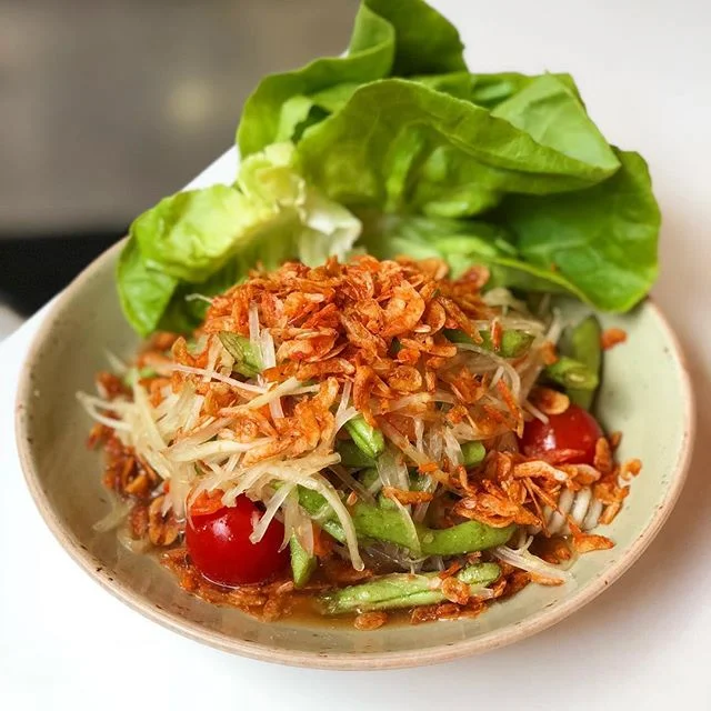 papaya salad |🍅| one of the amazing dishes at the new @cakethai_zapelee pop up at b bistro. open for dinner thursday through sunday. #themiamimenu #cakethai #bbistro