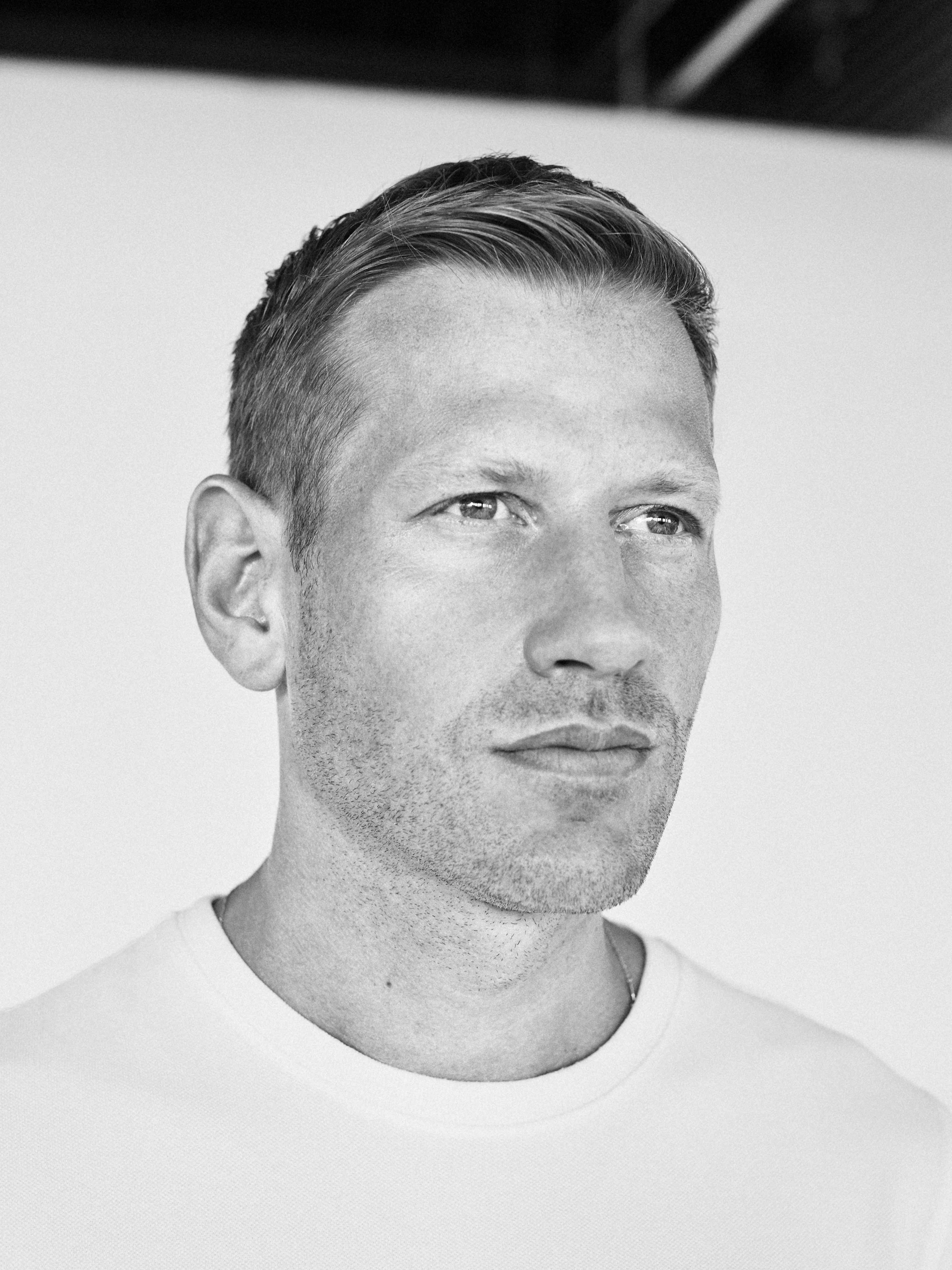 Sunday Times UK Style 0801218 Paul Andrew_85804 FINAL V4 BW FLATT WEB.jpg