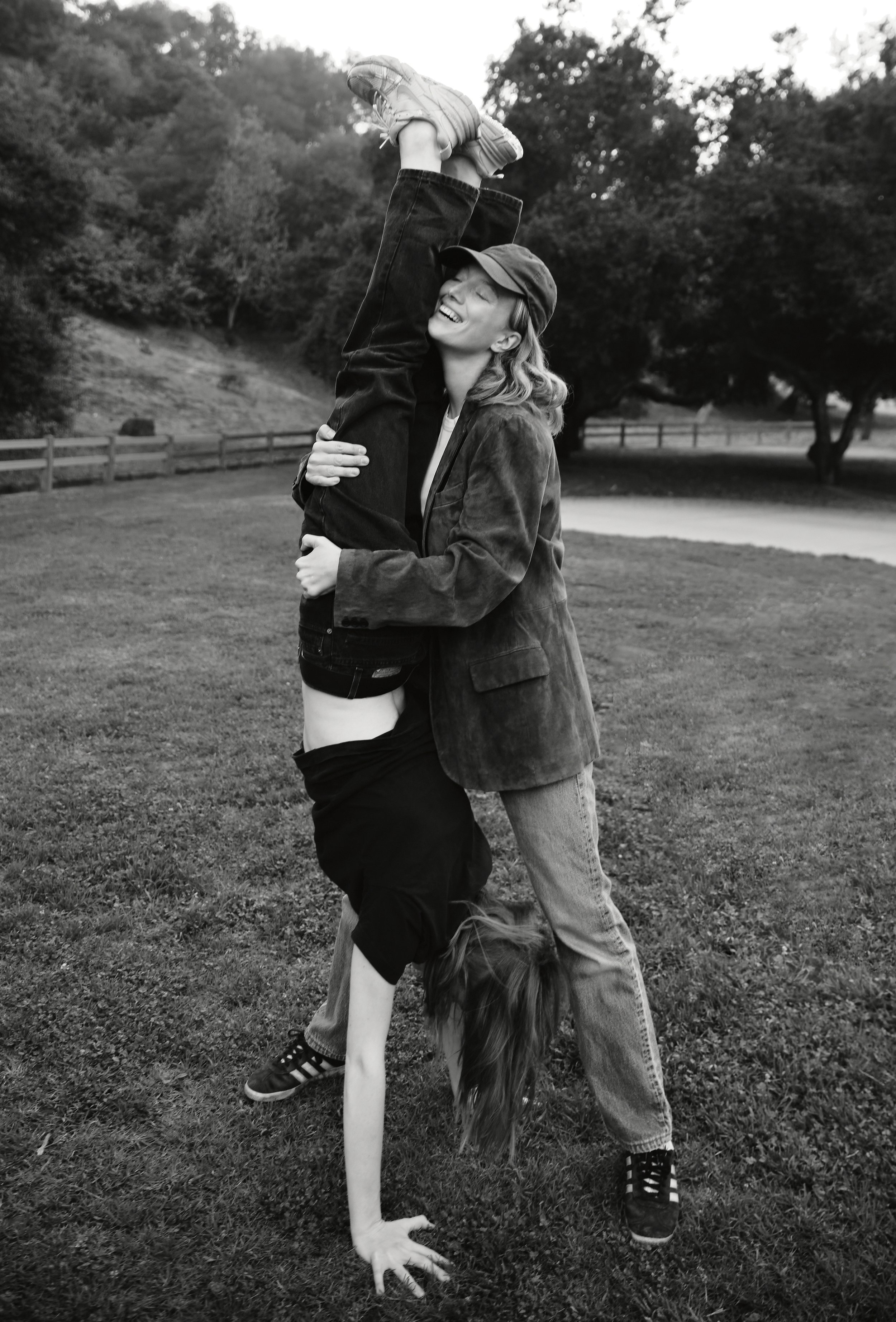 LOU & MIA SCHOOF