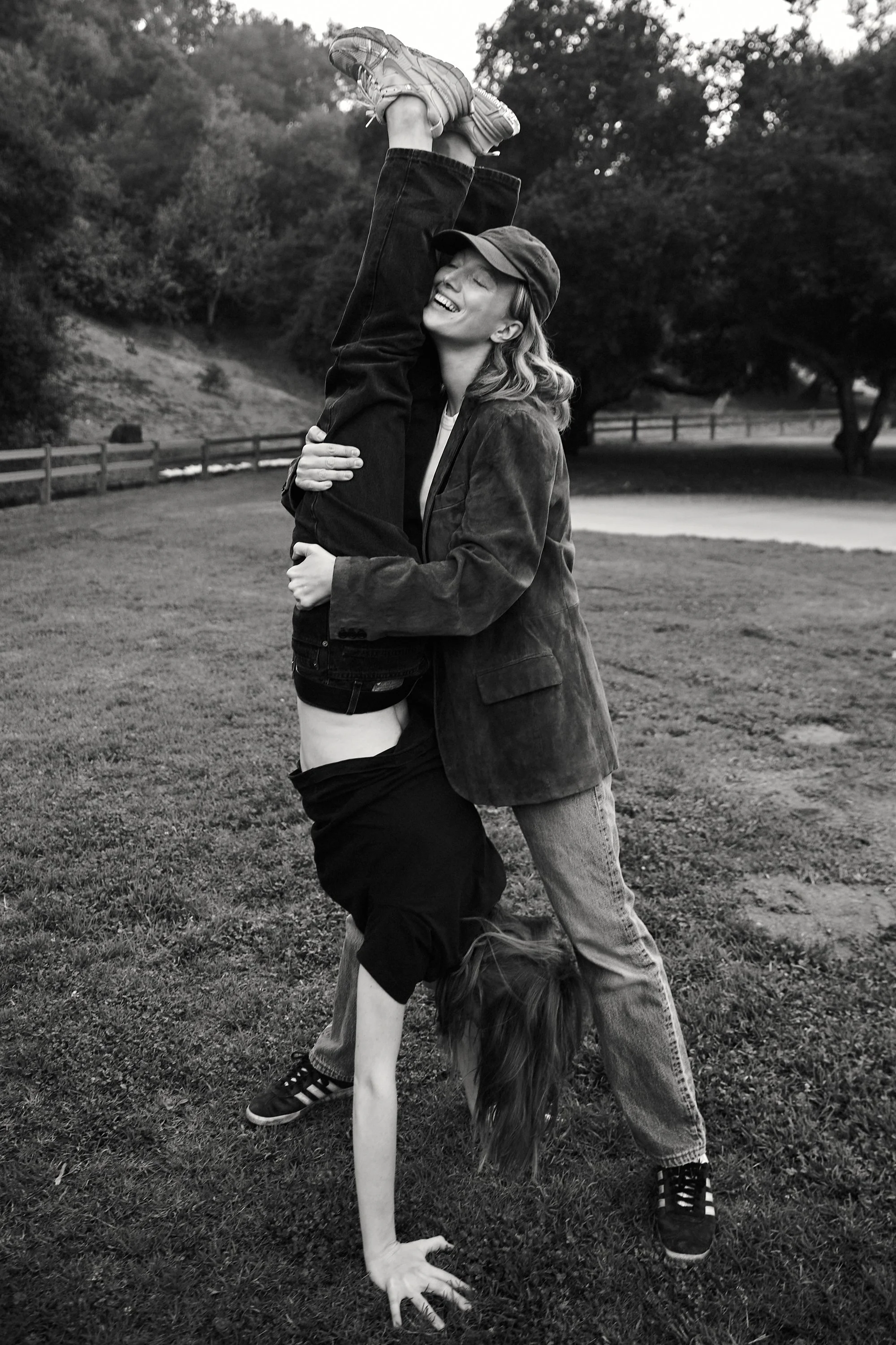 LOU & MIA SCHOOF