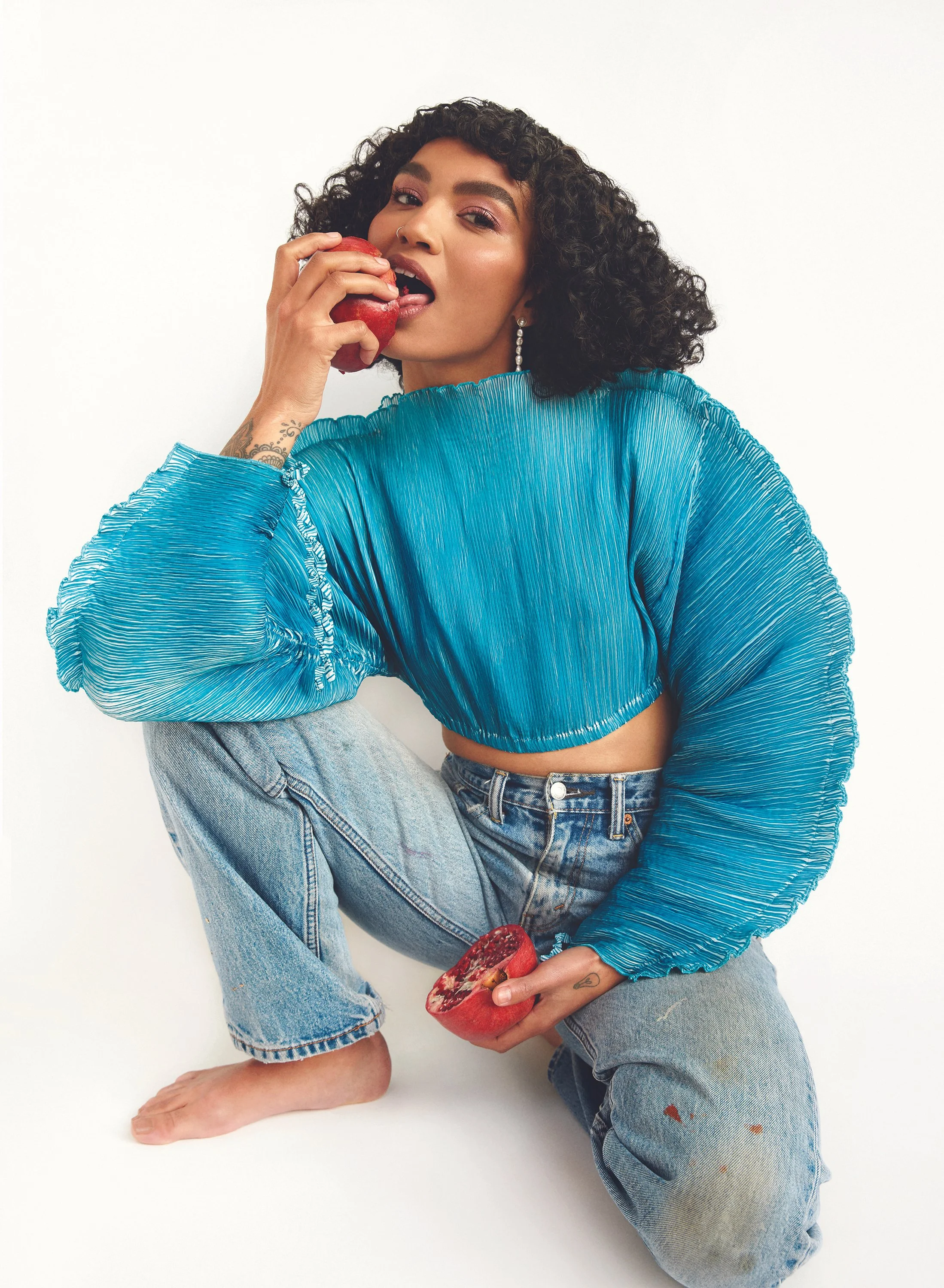 211117_PARFEMME_SOPHIA_07_2365  light background .jpg