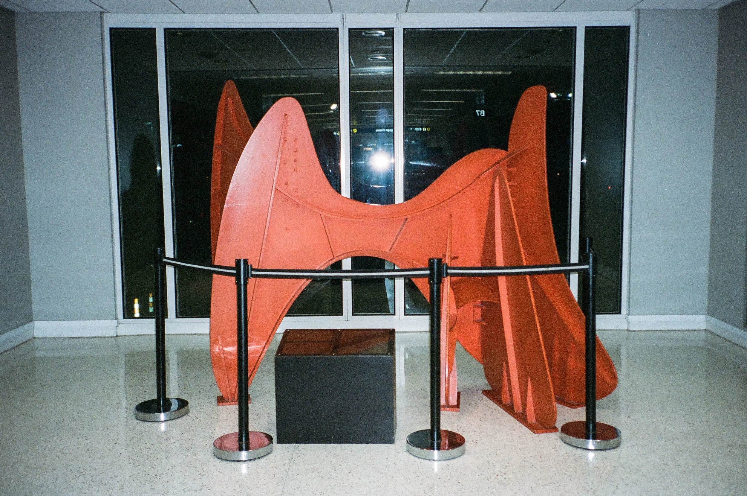 2048px-50.jpg