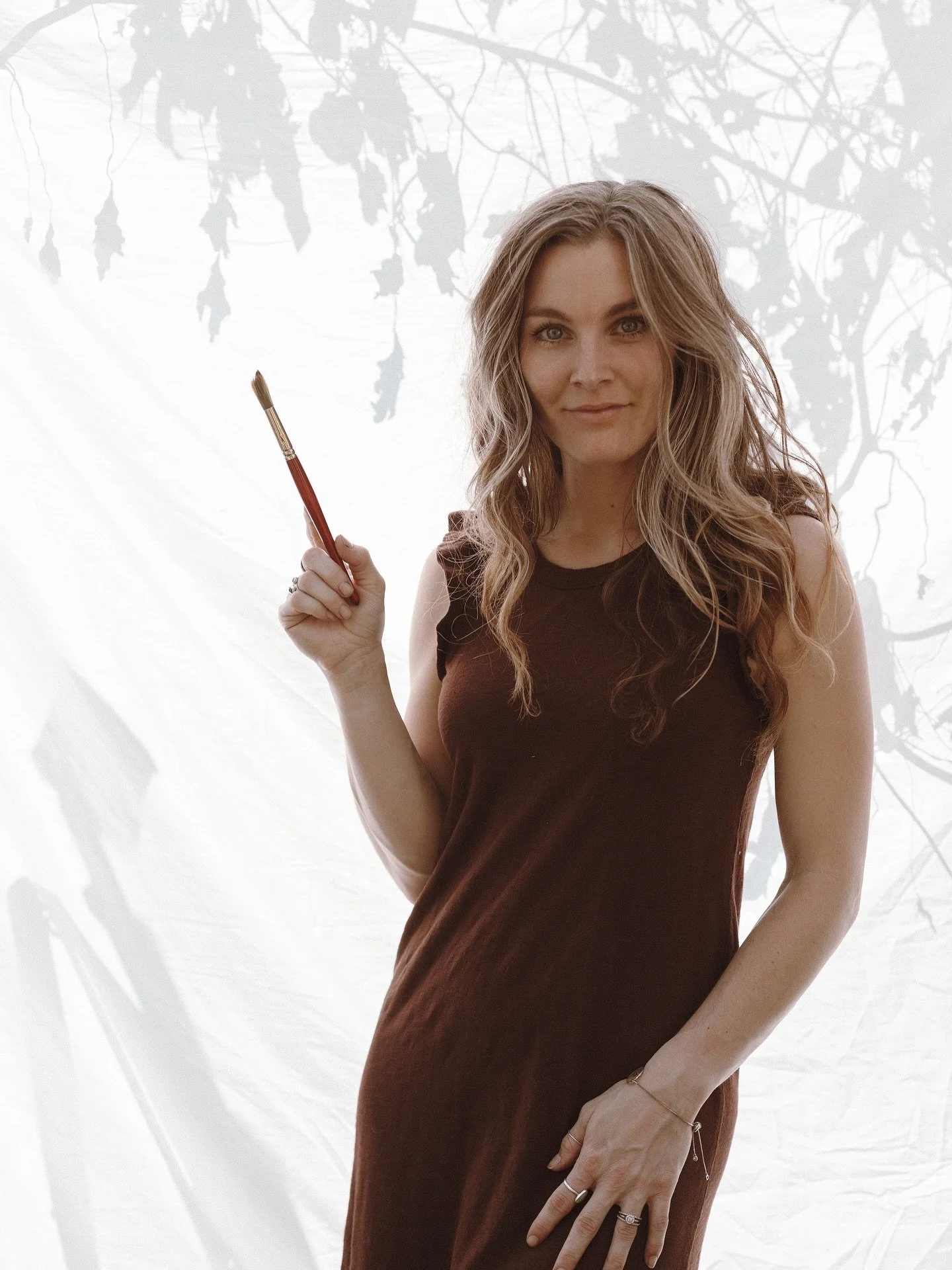 While still in the midst of a very busy wedding season, I got to pause for a moment of play with @jacklyncat to capture some pictures.

As I sit on top of hundreds of photos and hours of footage from events this year, which will have to wait to be po