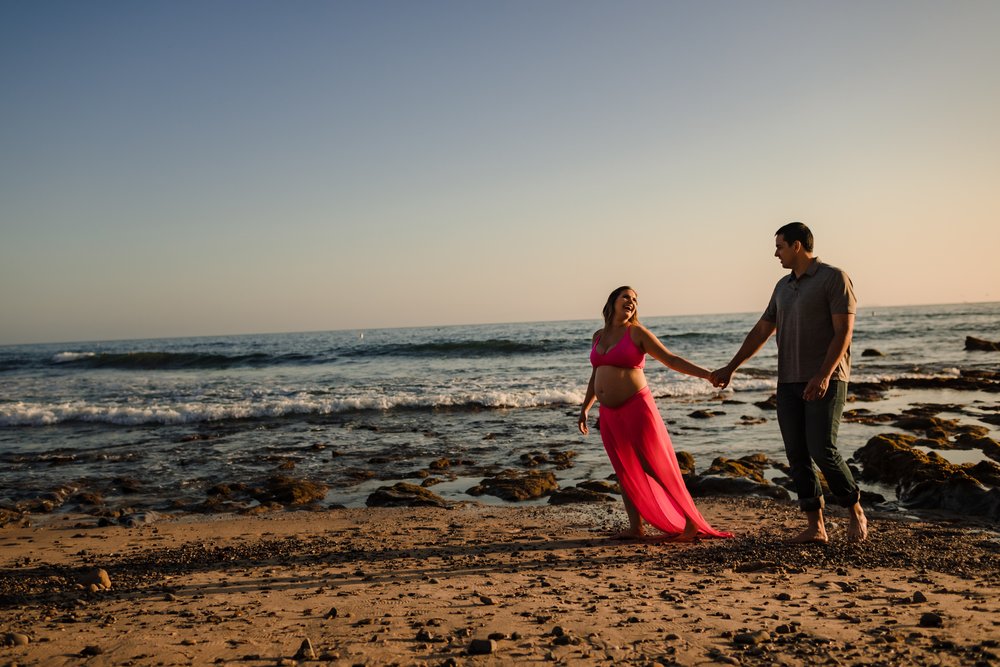 Little-Corona-Del-Mar-Maternity-Photography.jpg