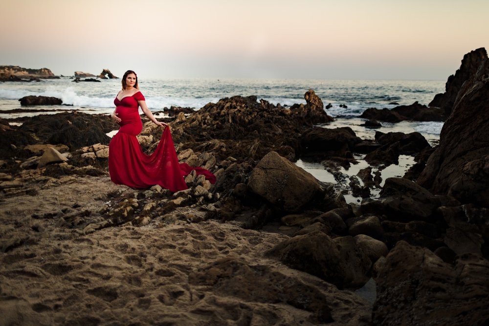 Little-Corona-del-Mar-Maternity-Photos.jpg