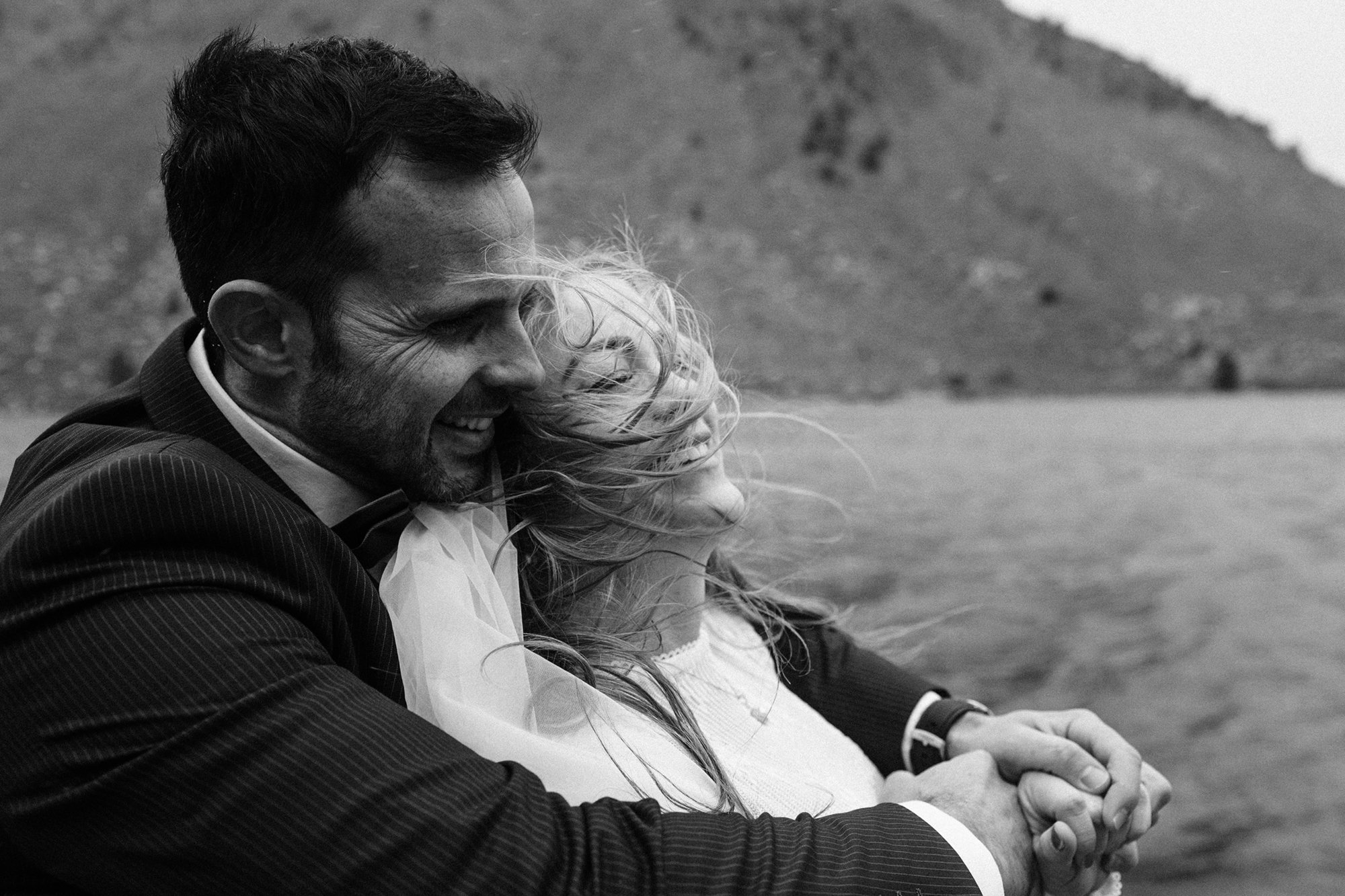 Elopement-photographer-mammoth-lakes copy.jpg
